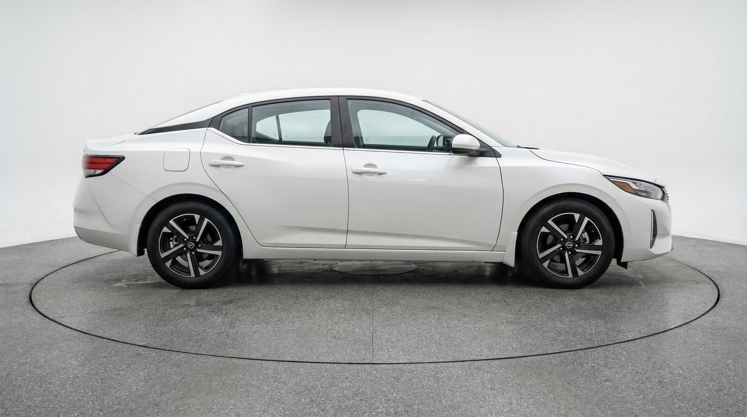 Thumbnail: 2025 Nissan Sentra - 11