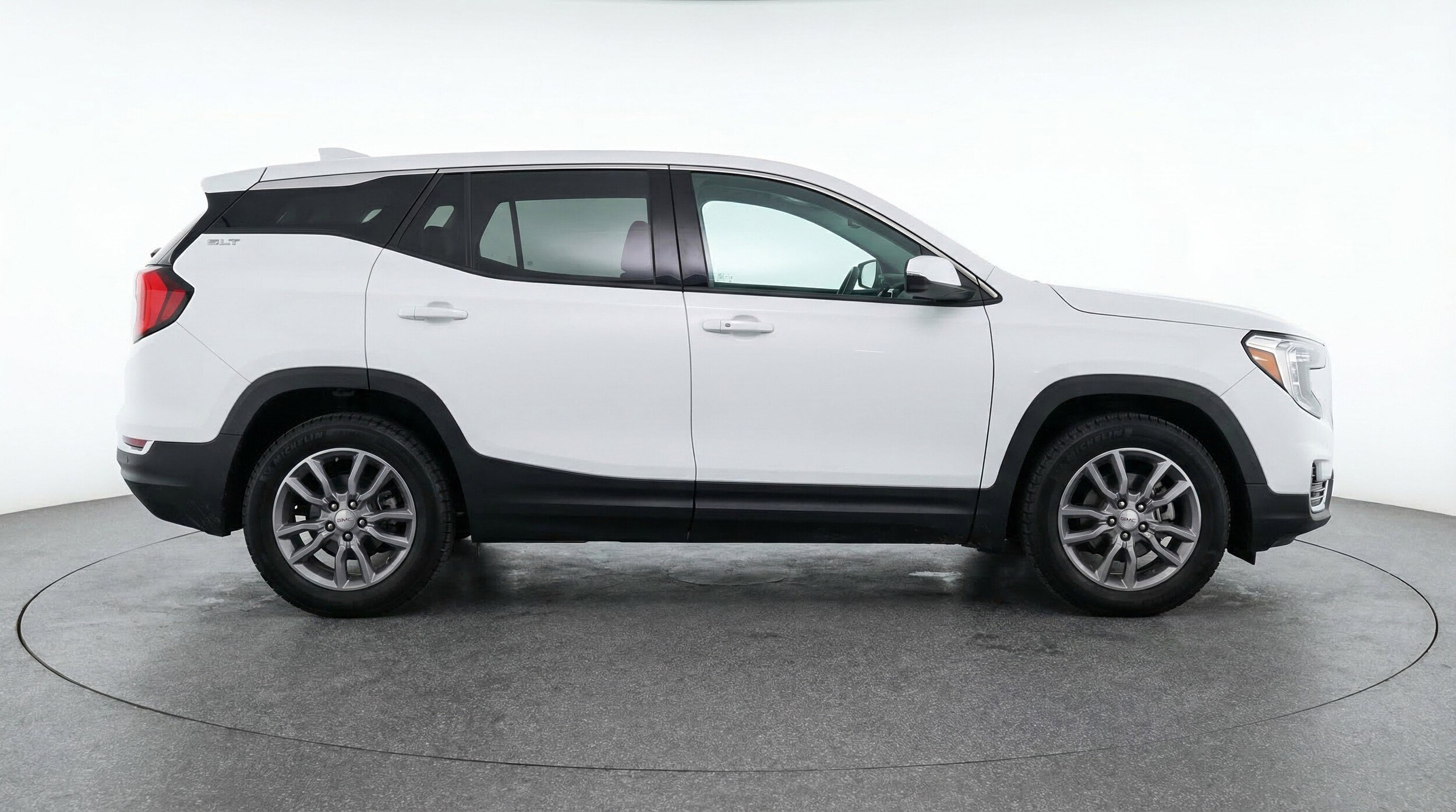 Thumbnail: 2024 GMC Terrain - 11