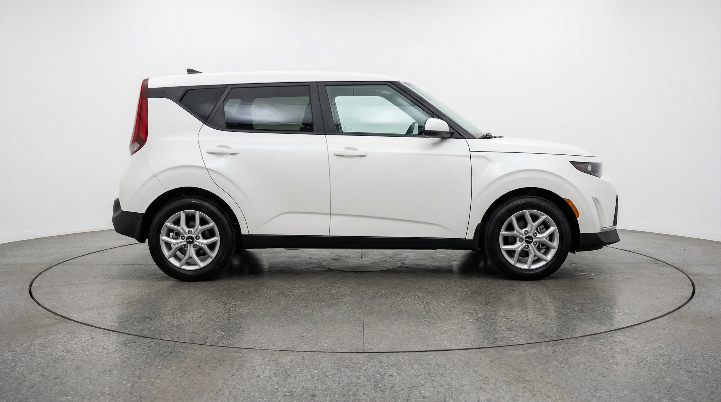 Thumbnail: 2025 Kia Soul - 8