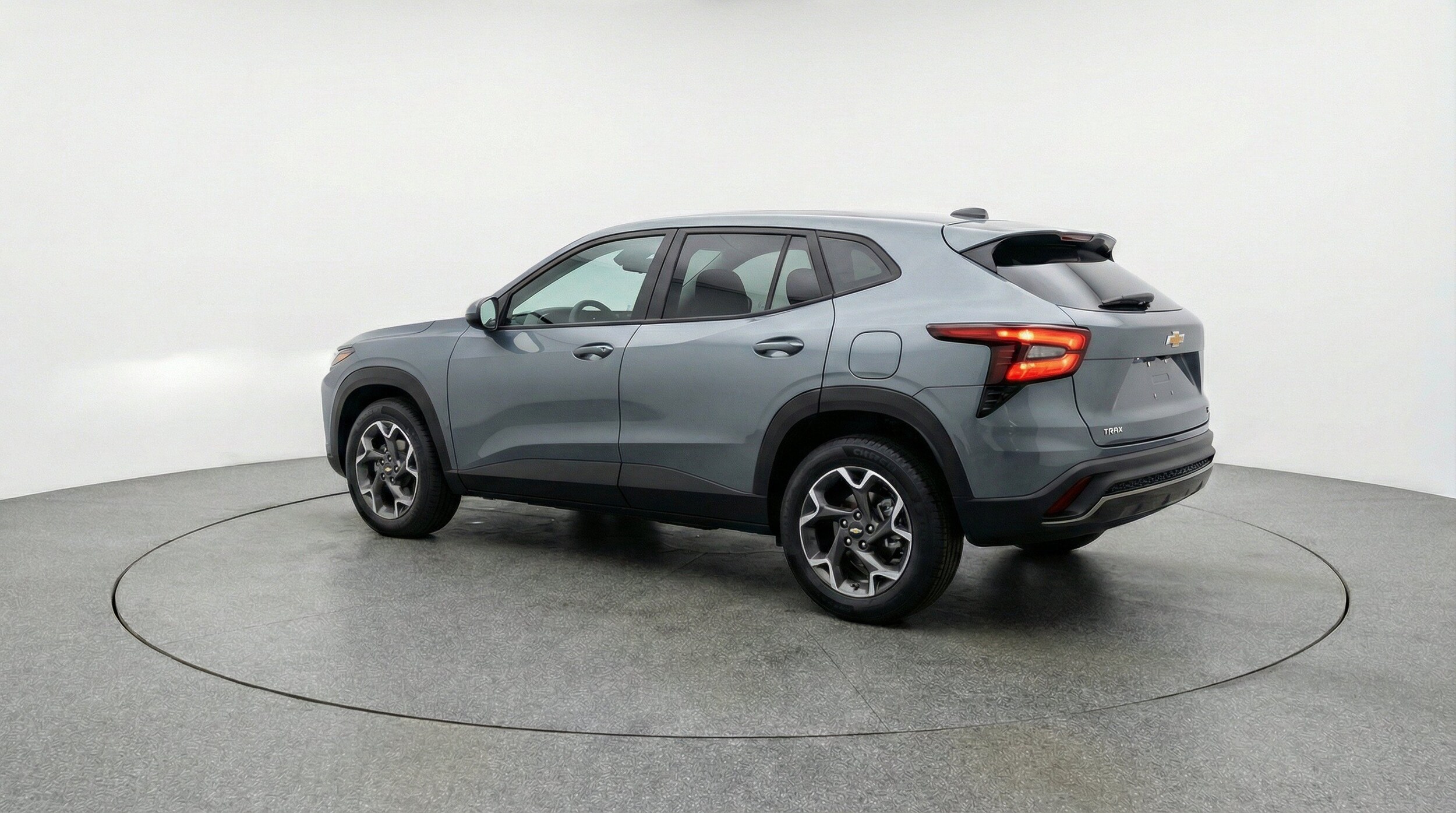 Thumbnail: 2025 Chevrolet Trax - 6