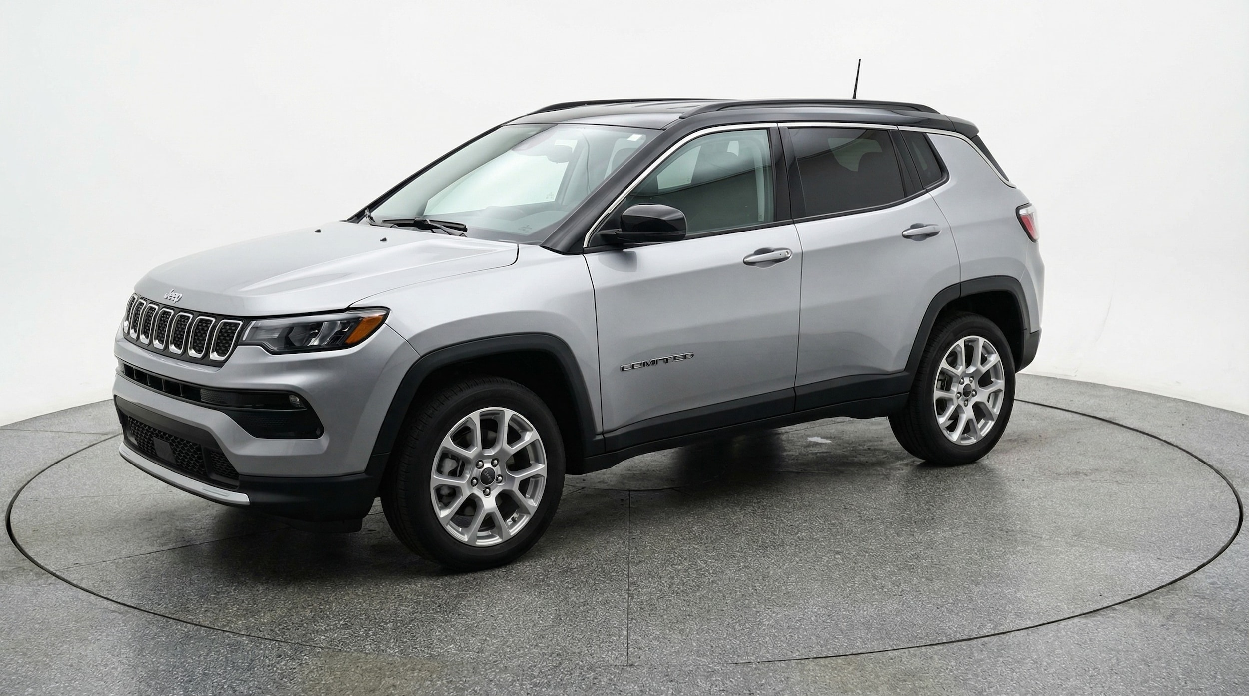 Thumbnail: 2025 Jeep Compass - 3