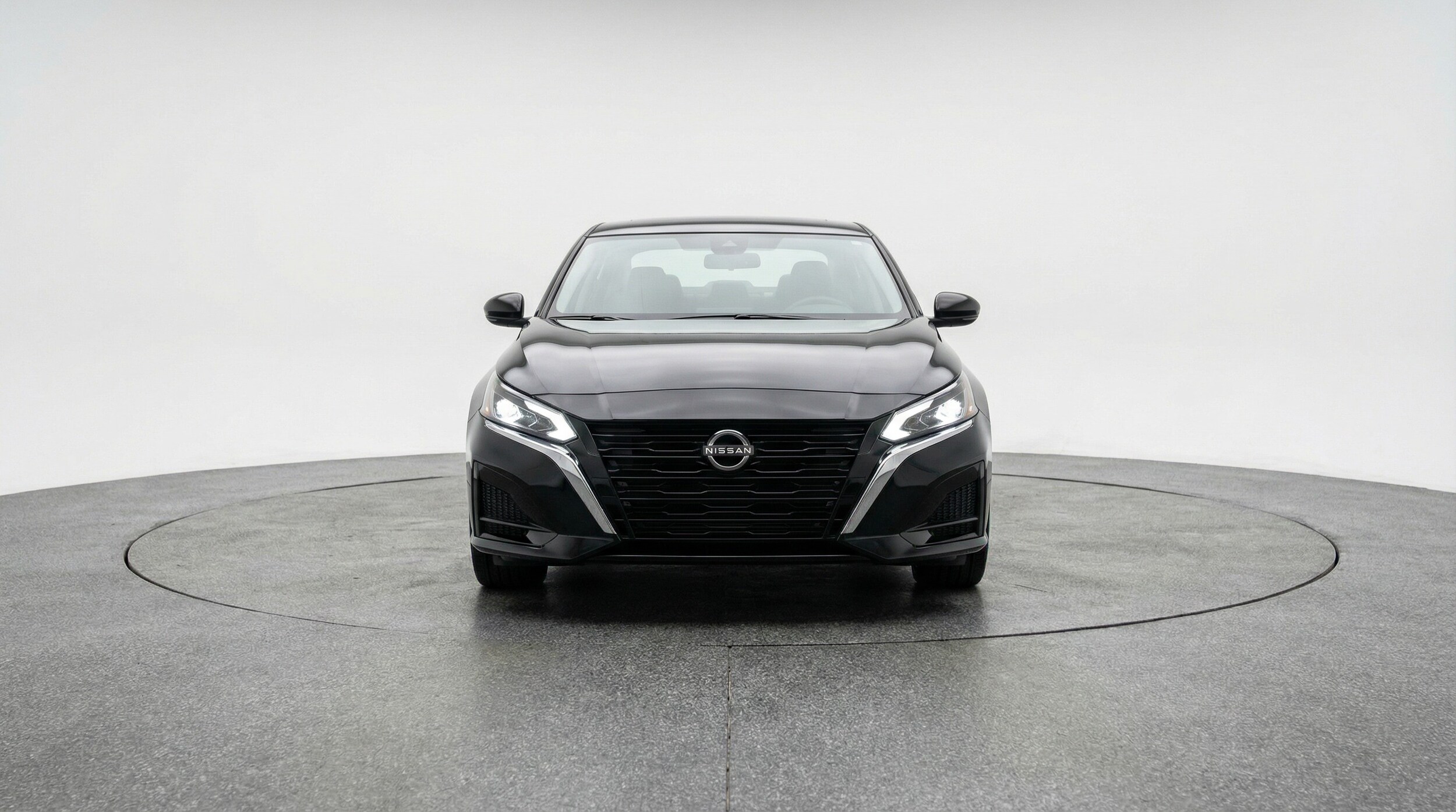 Thumbnail: 2025 Nissan Altima - 2