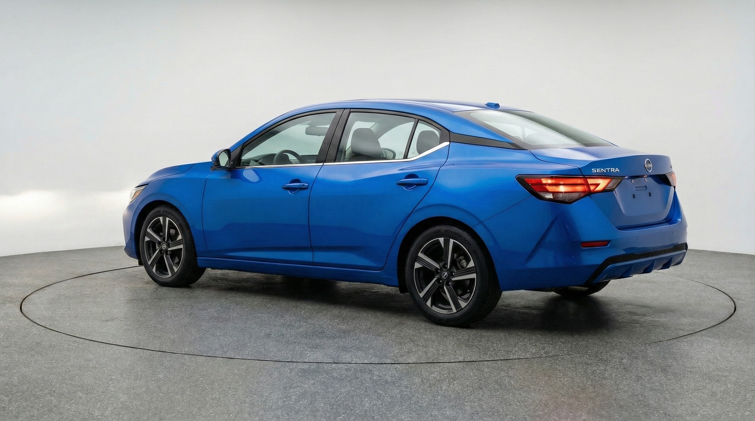 Thumbnail: 2025 Nissan Sentra - 5