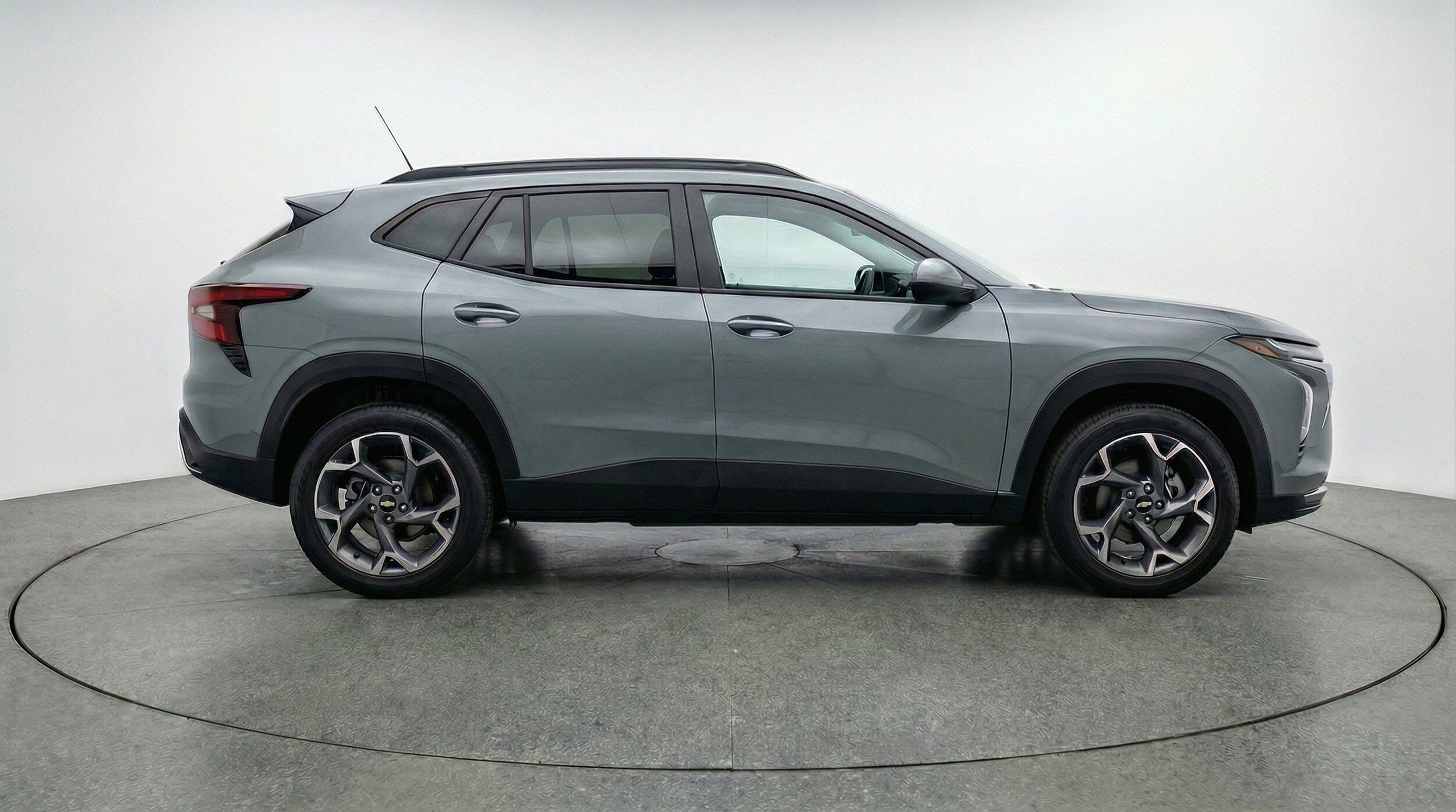 Thumbnail: 2025 Chevrolet Trax - 11