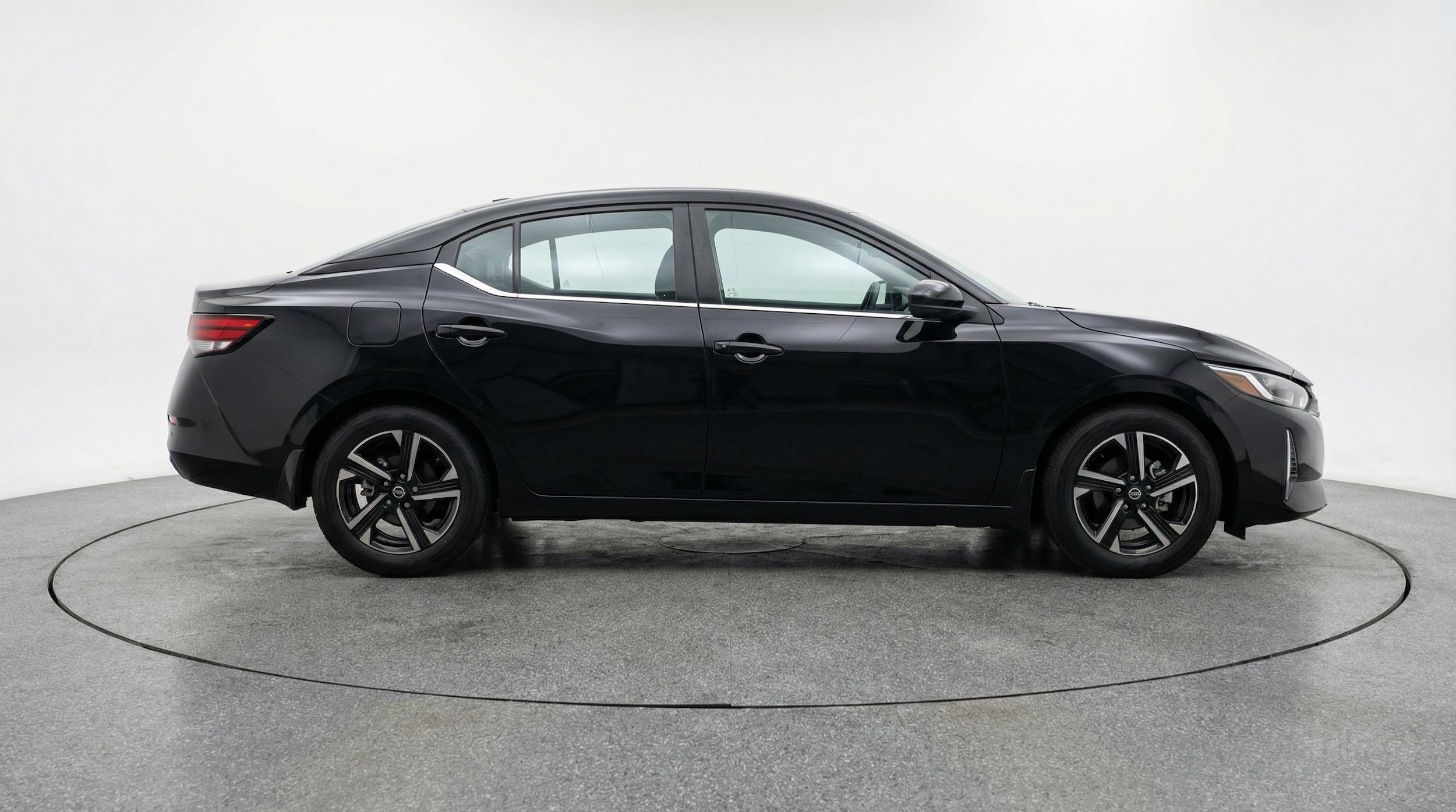 Thumbnail: 2025 Nissan Sentra - 8