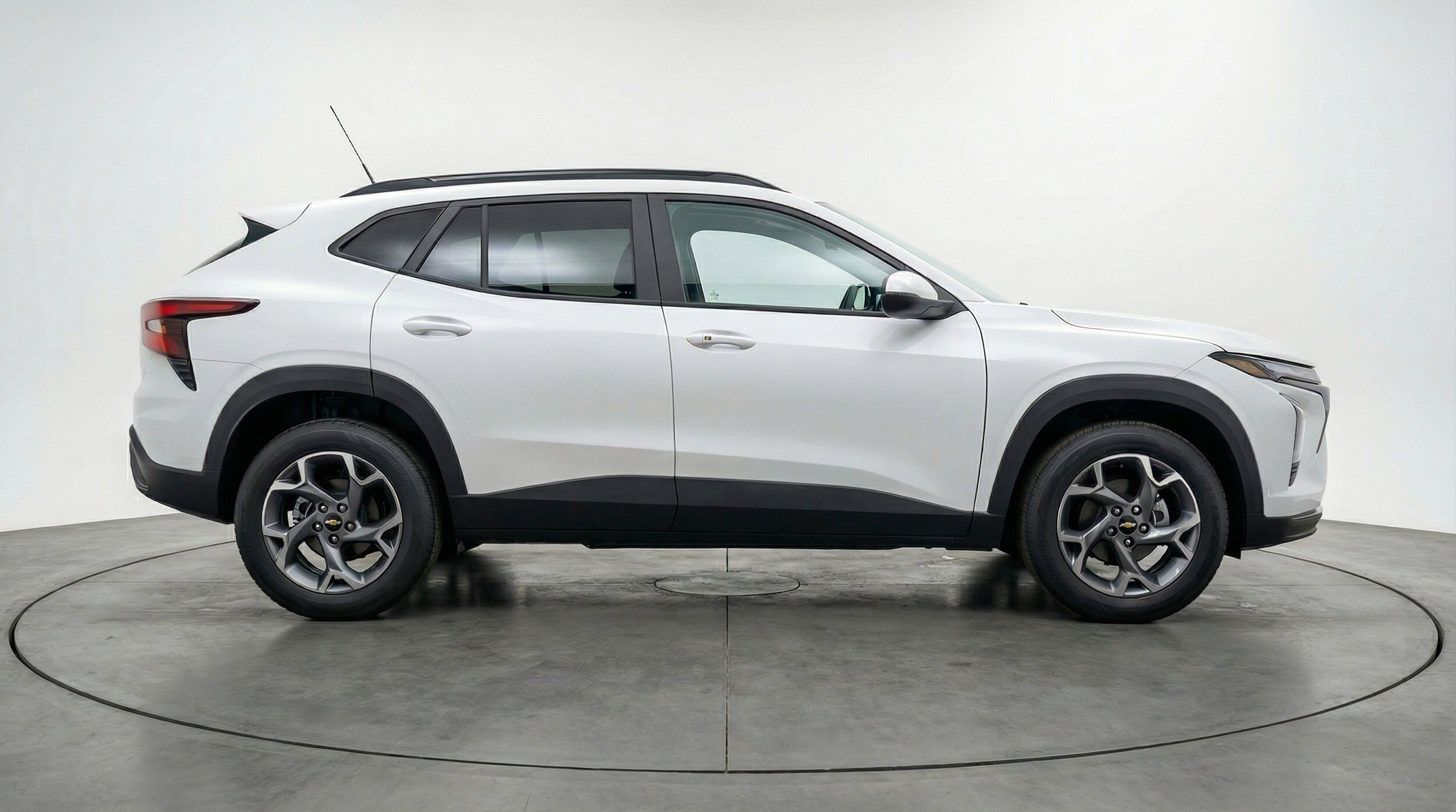 Thumbnail: 2025 Chevrolet Trax - 11