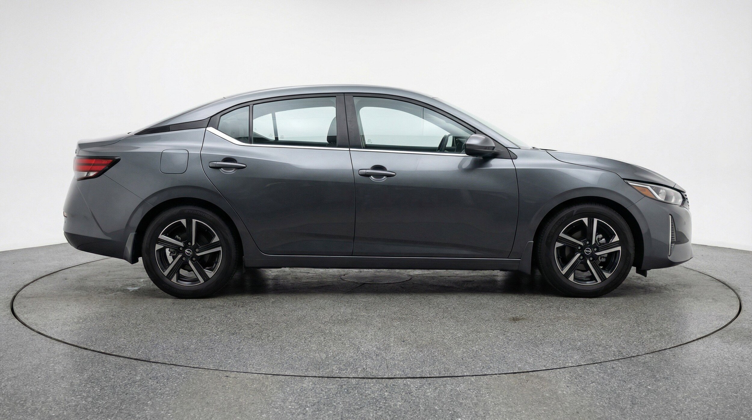 Thumbnail: 2025 Nissan Sentra - 11