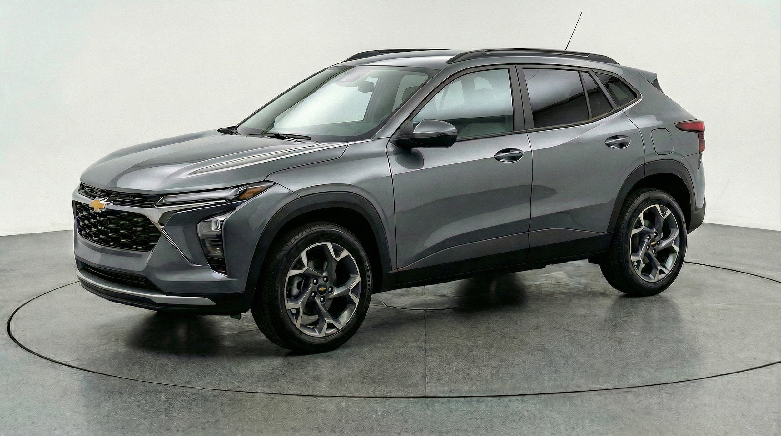 Thumbnail: 2025 Chevrolet Trax - 3