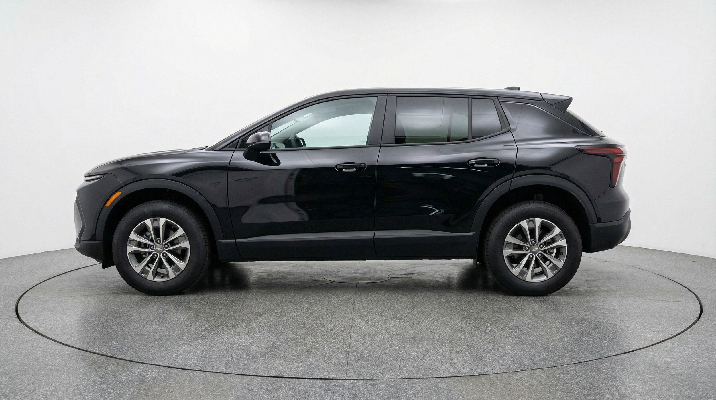 Thumbnail: 2025 Chevrolet Equinox - 5