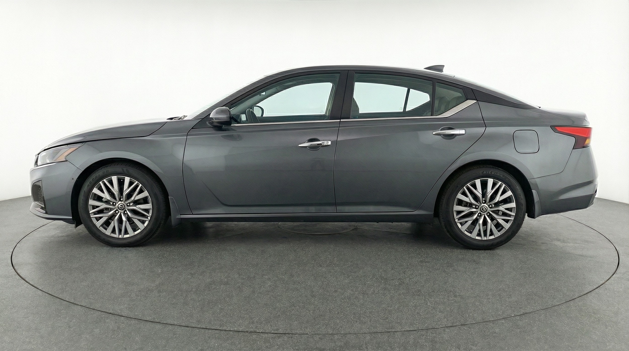 Thumbnail: 2025 Nissan Altima - 4