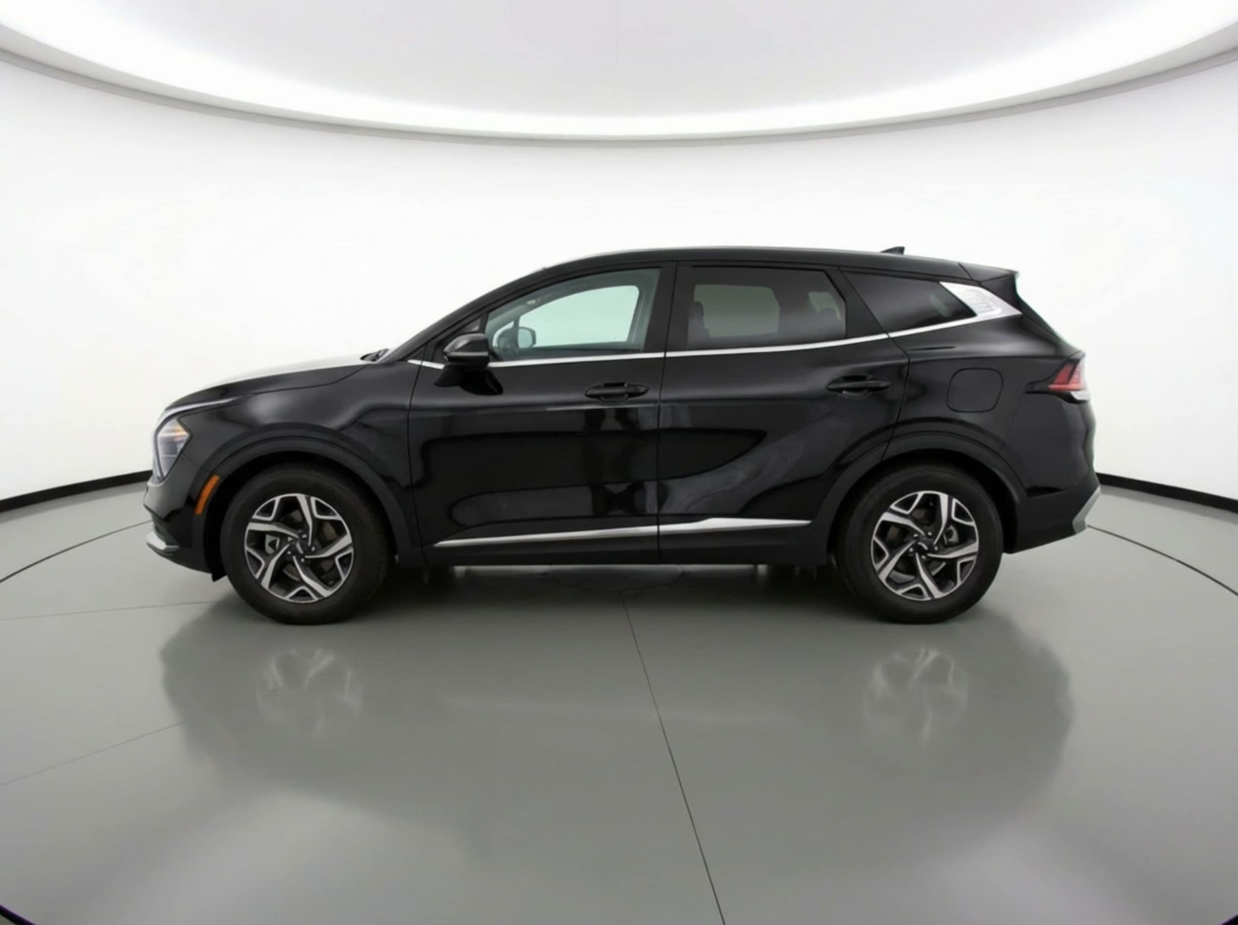 Thumbnail: 2025 Kia Sportage - 4