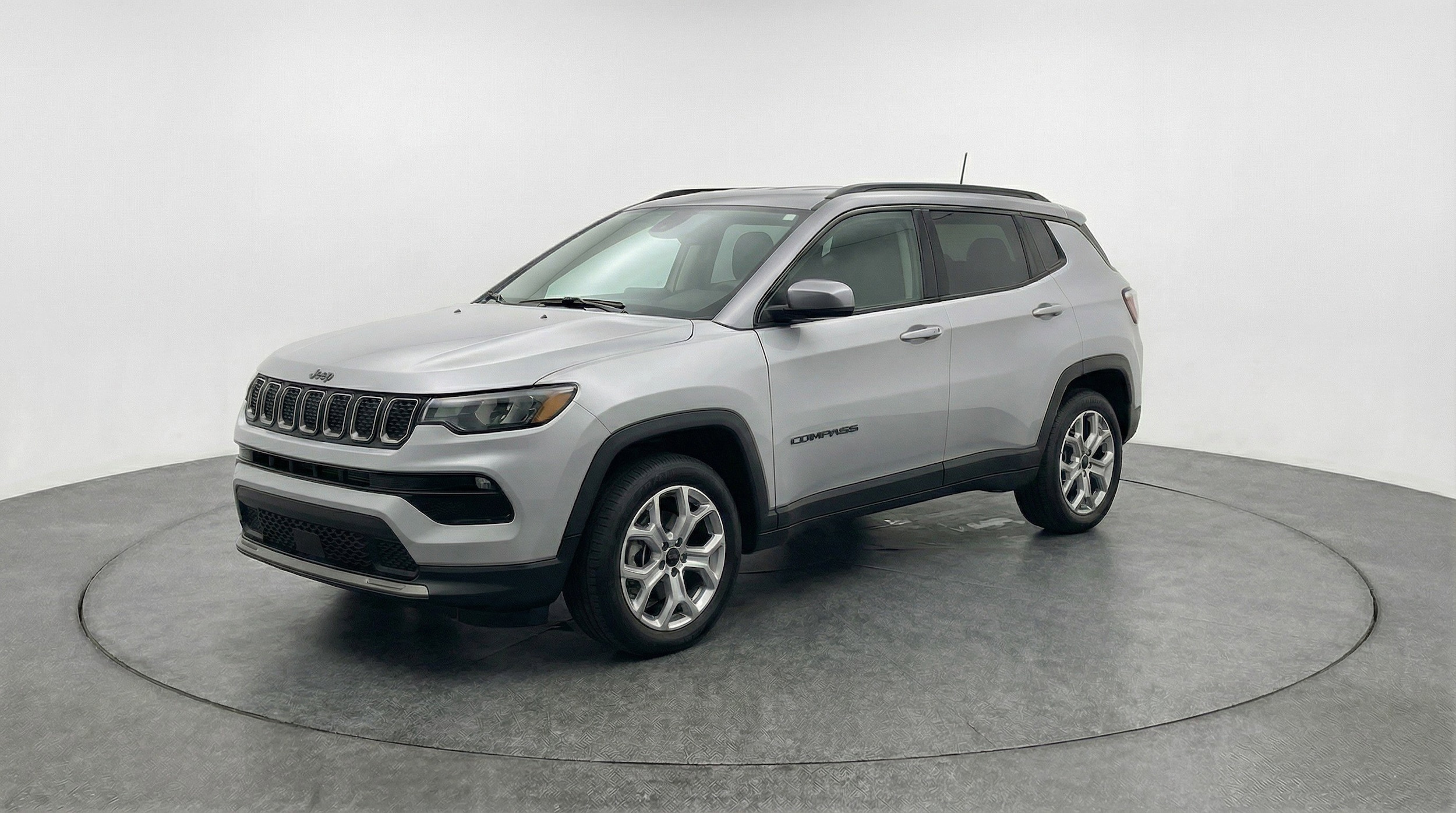 Thumbnail: 2025 Jeep Compass - 3