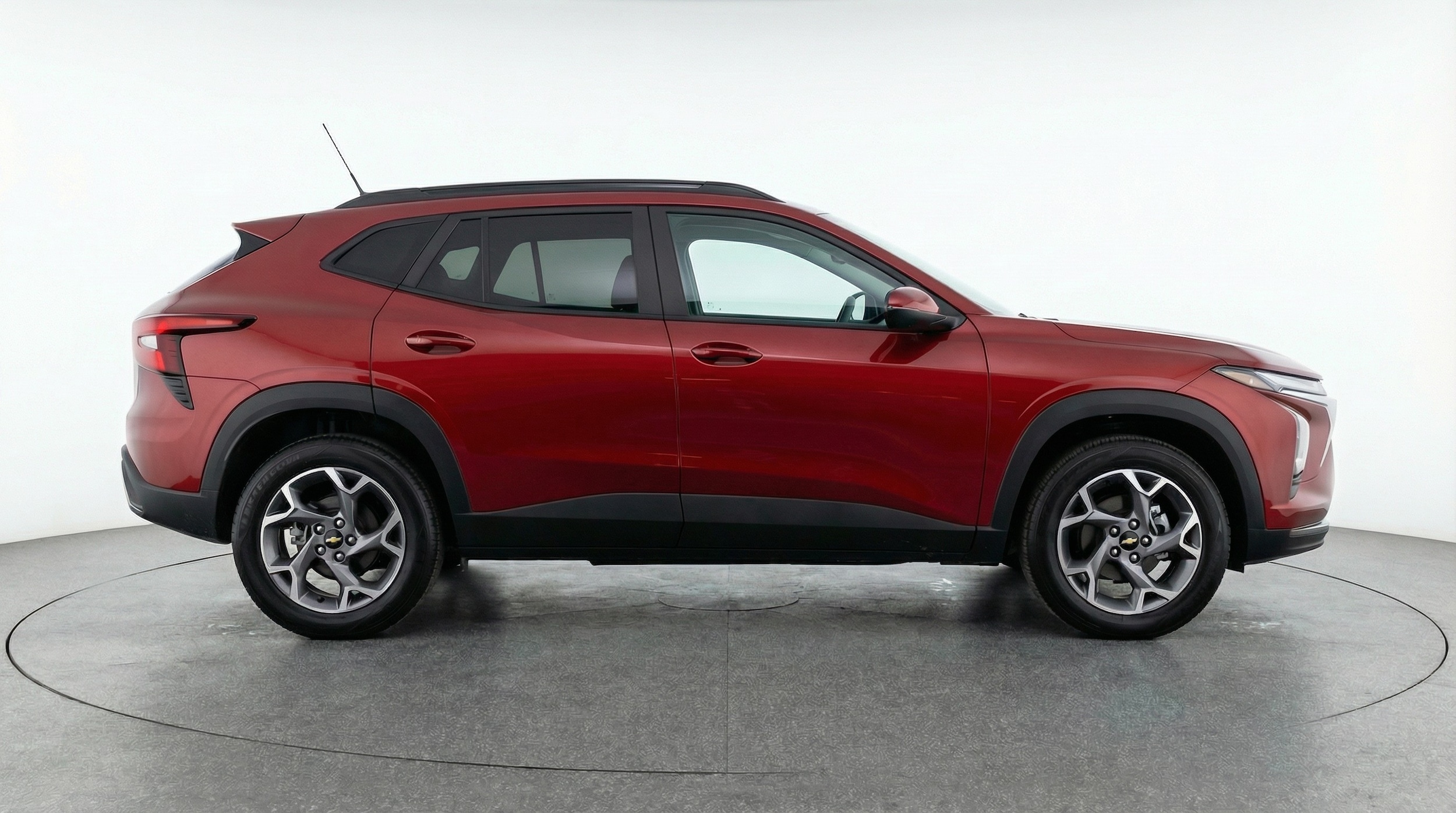 Thumbnail: 2025 Chevrolet Trax - 8