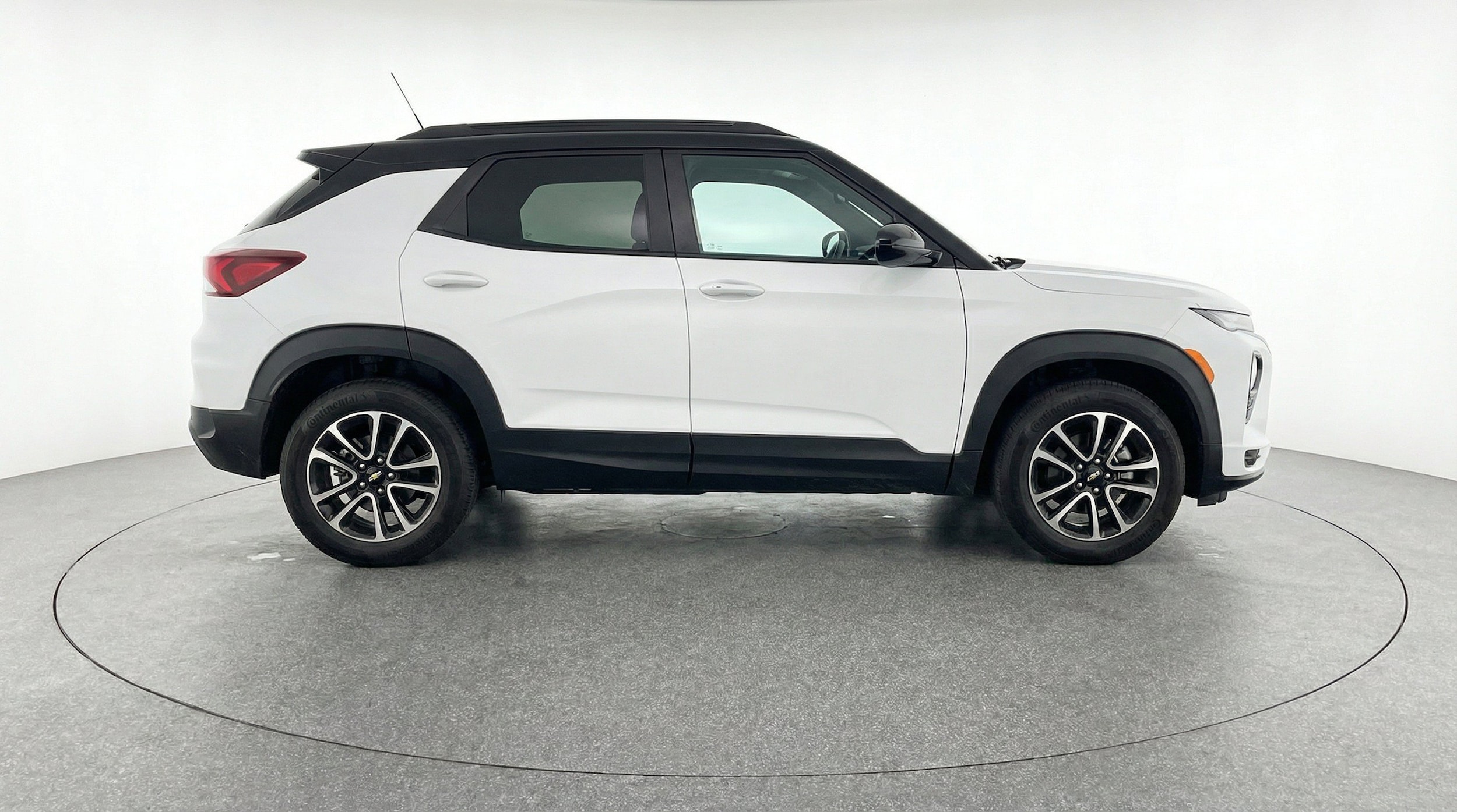 Thumbnail: 2025 Chevrolet TrailBlazer - 10