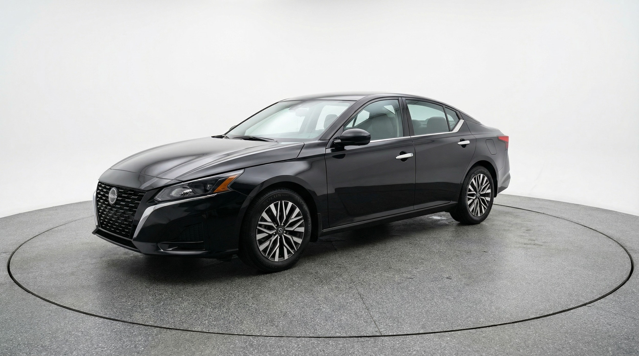 Thumbnail: 2025 Nissan Altima - 3