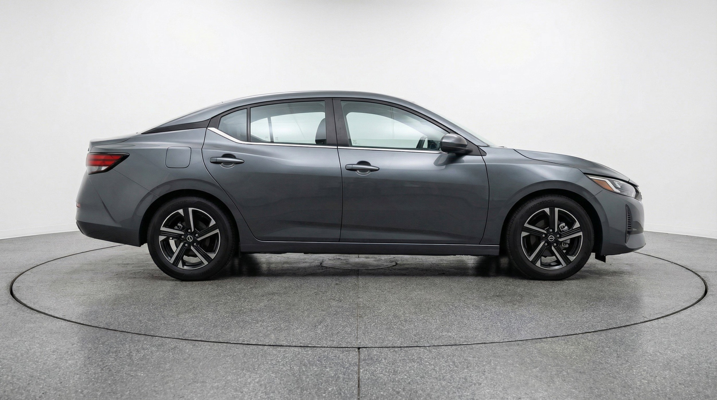 Thumbnail: 2025 Nissan Sentra - 11