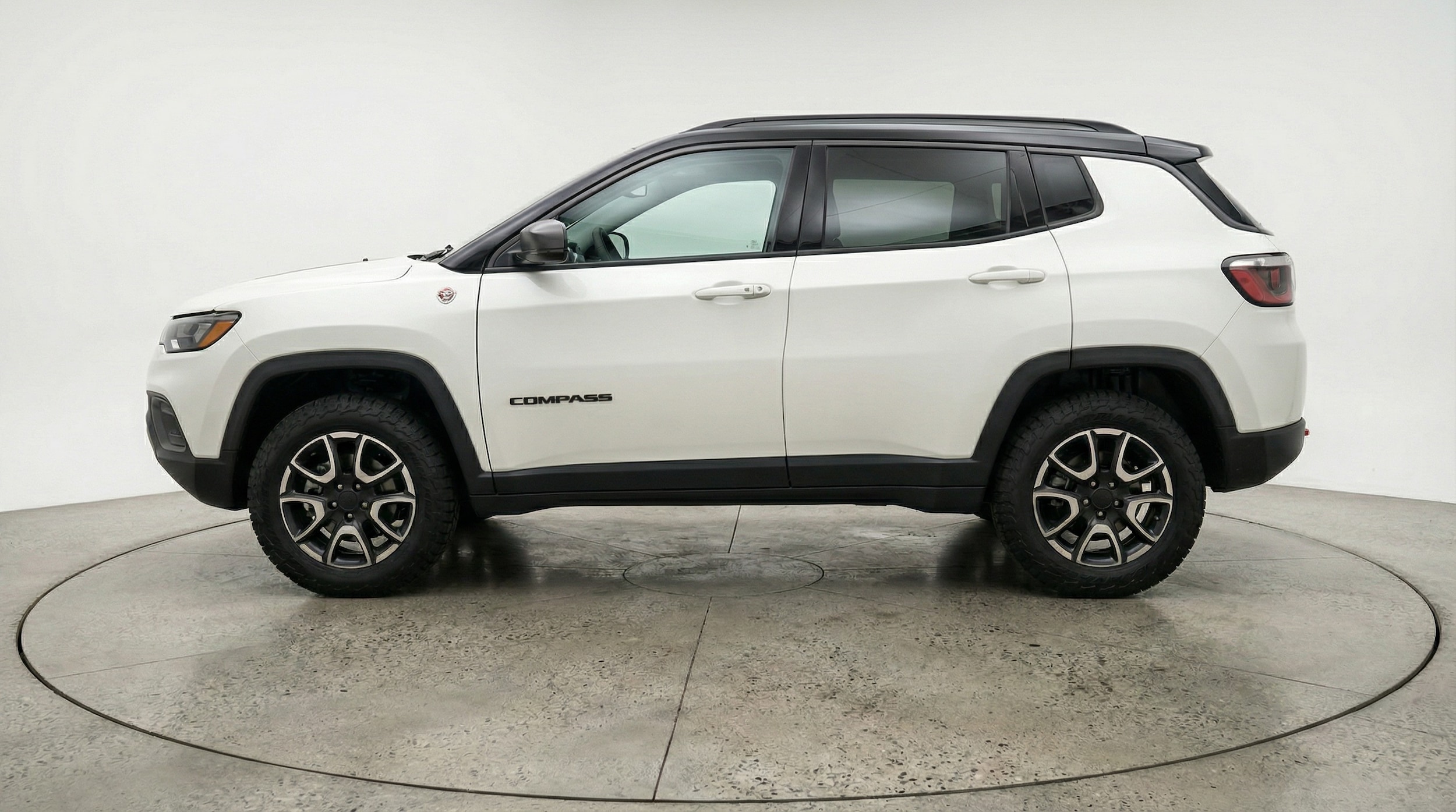 Thumbnail: 2025 Jeep Compass - 4