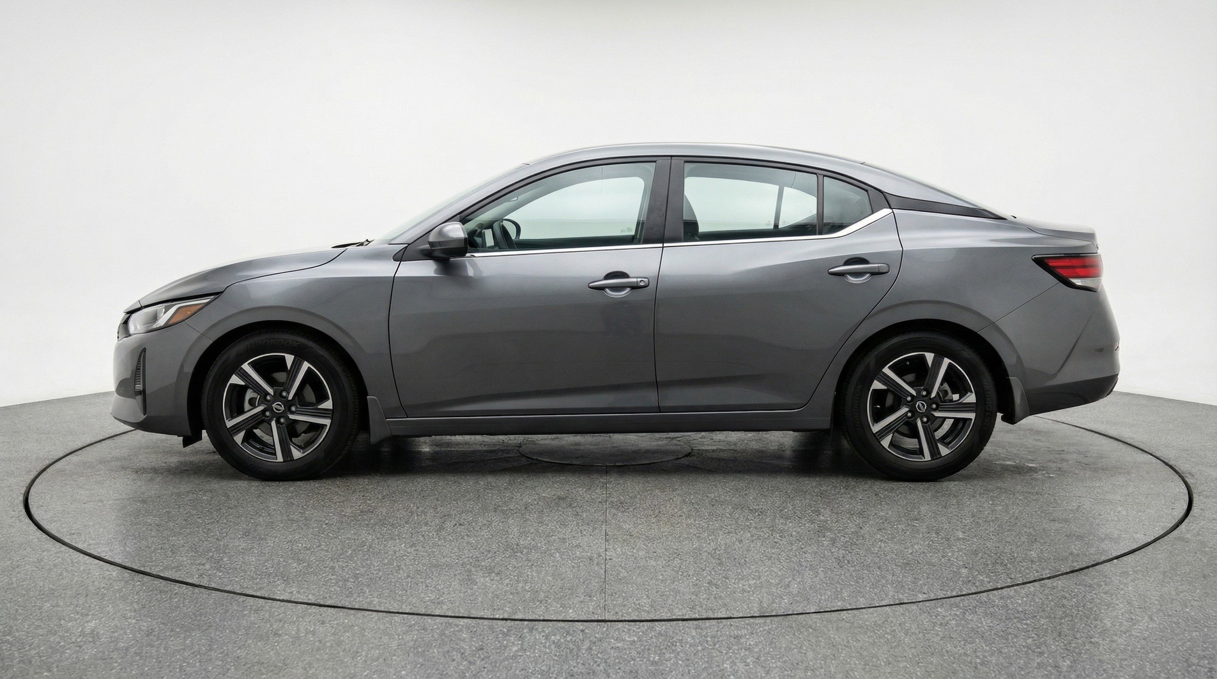 Thumbnail: 2025 Nissan Sentra - 5
