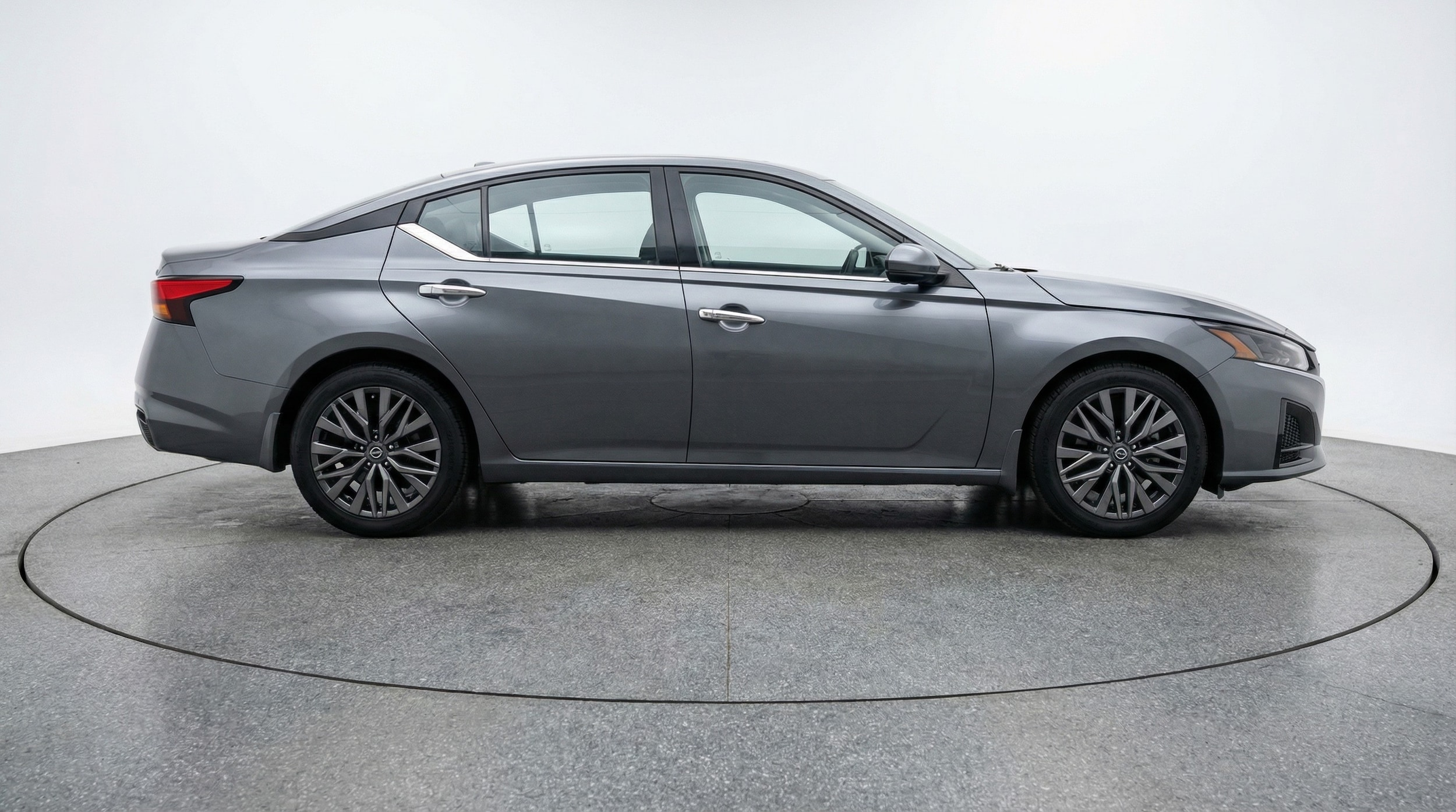 Thumbnail: 2025 Nissan Altima - 8