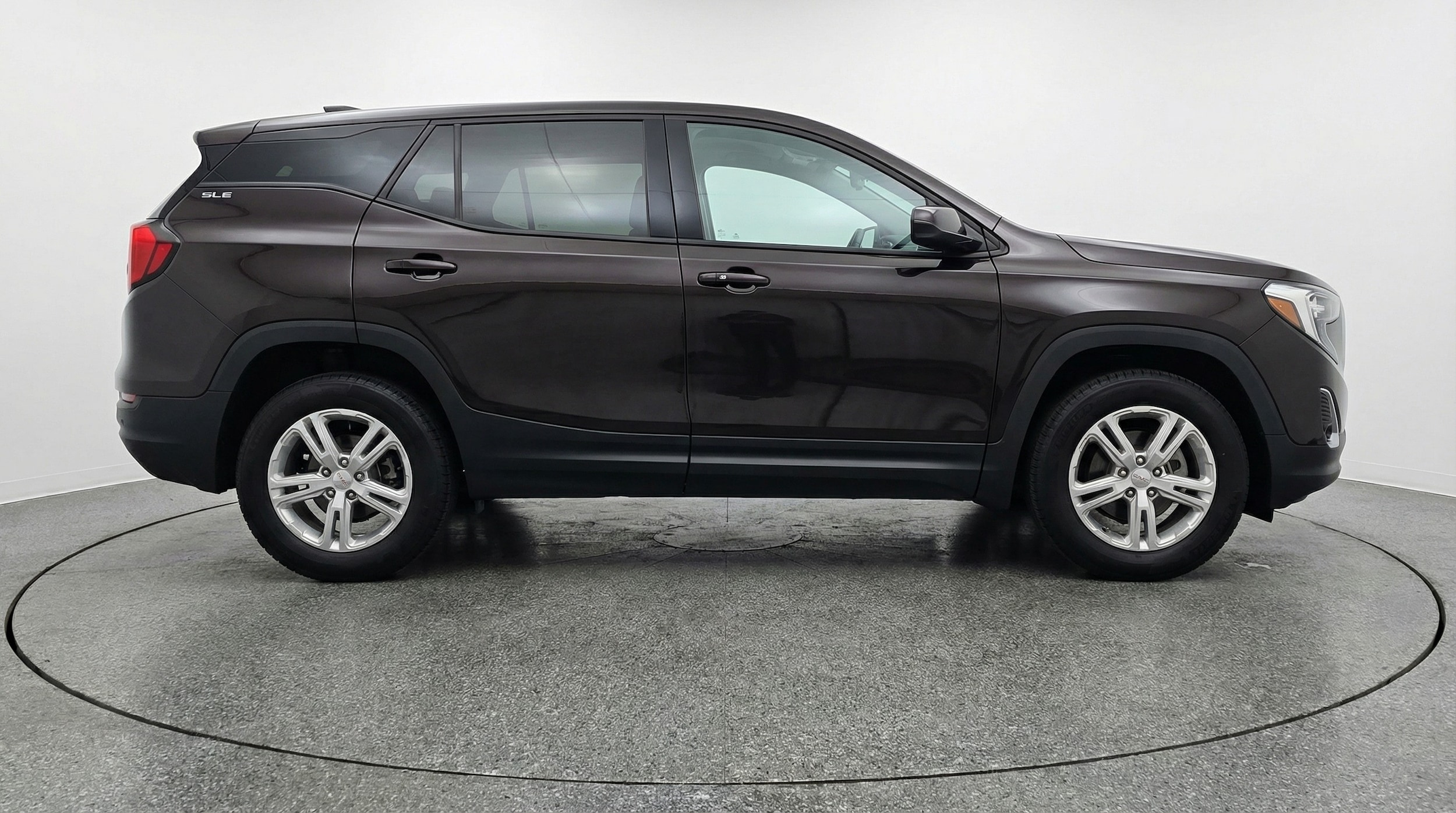 Thumbnail: 2024 GMC Terrain - 8