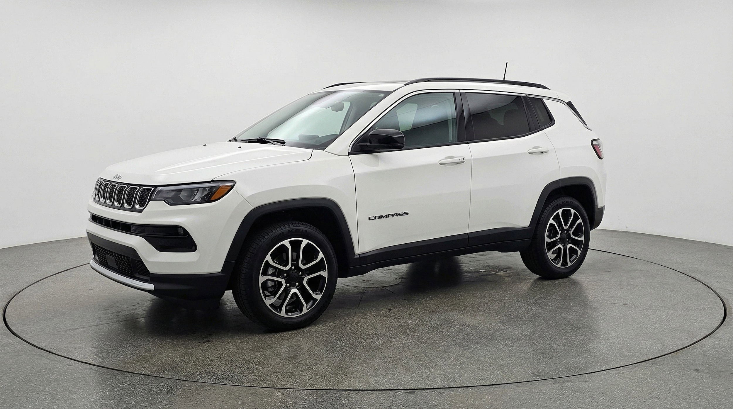 Thumbnail: 2025 Jeep Compass - 3