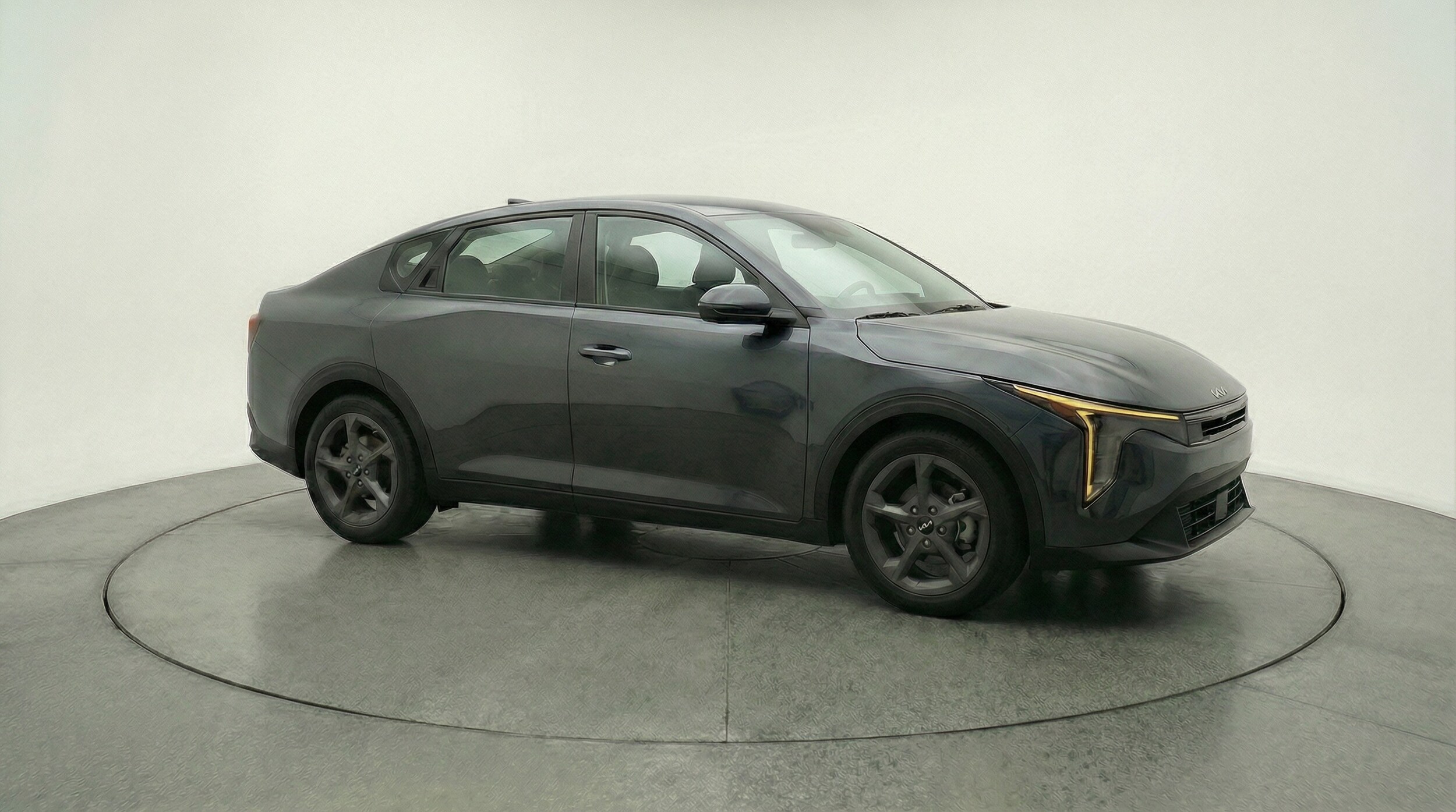 Thumbnail: 2025 Kia K4 - 1