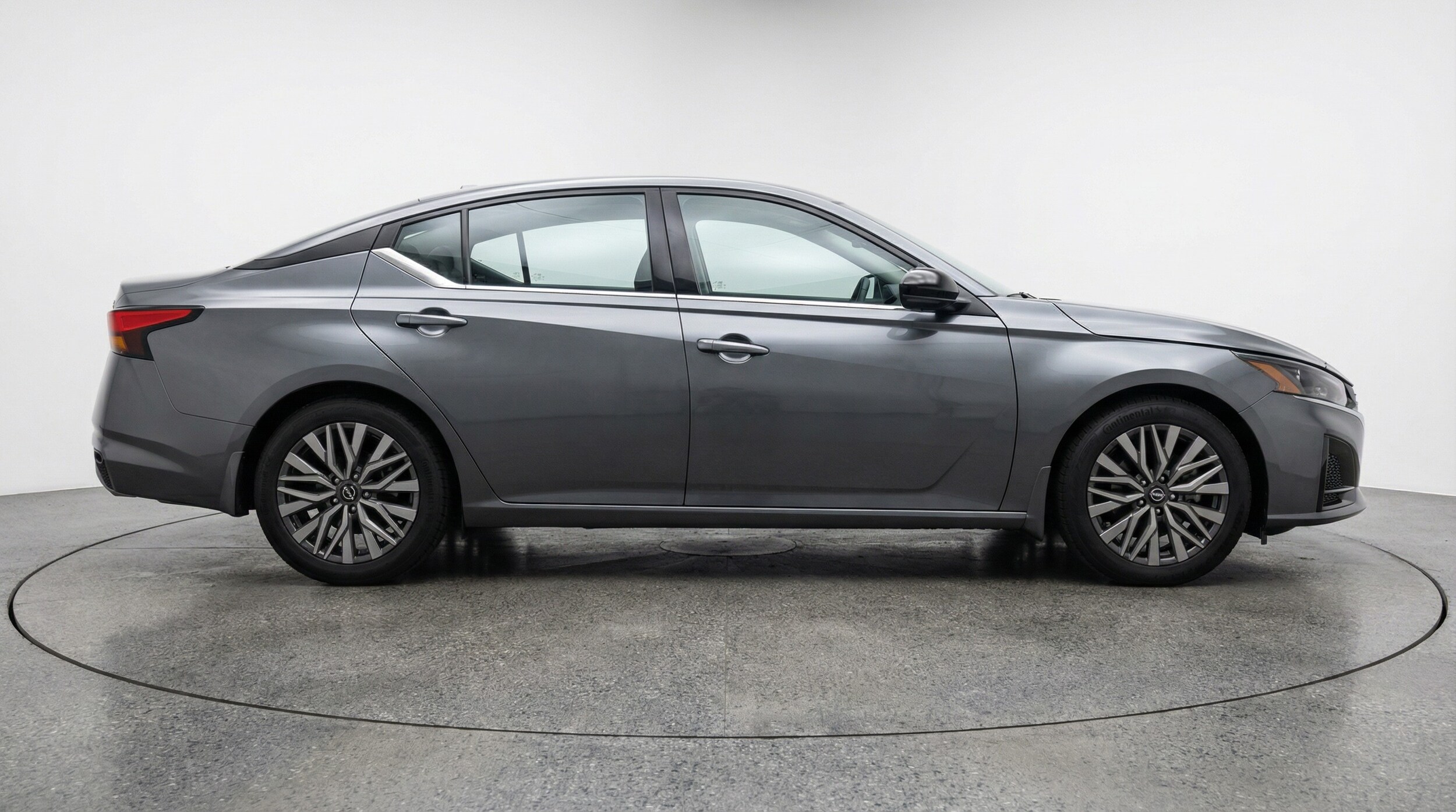 Thumbnail: 2025 Nissan Altima - 8