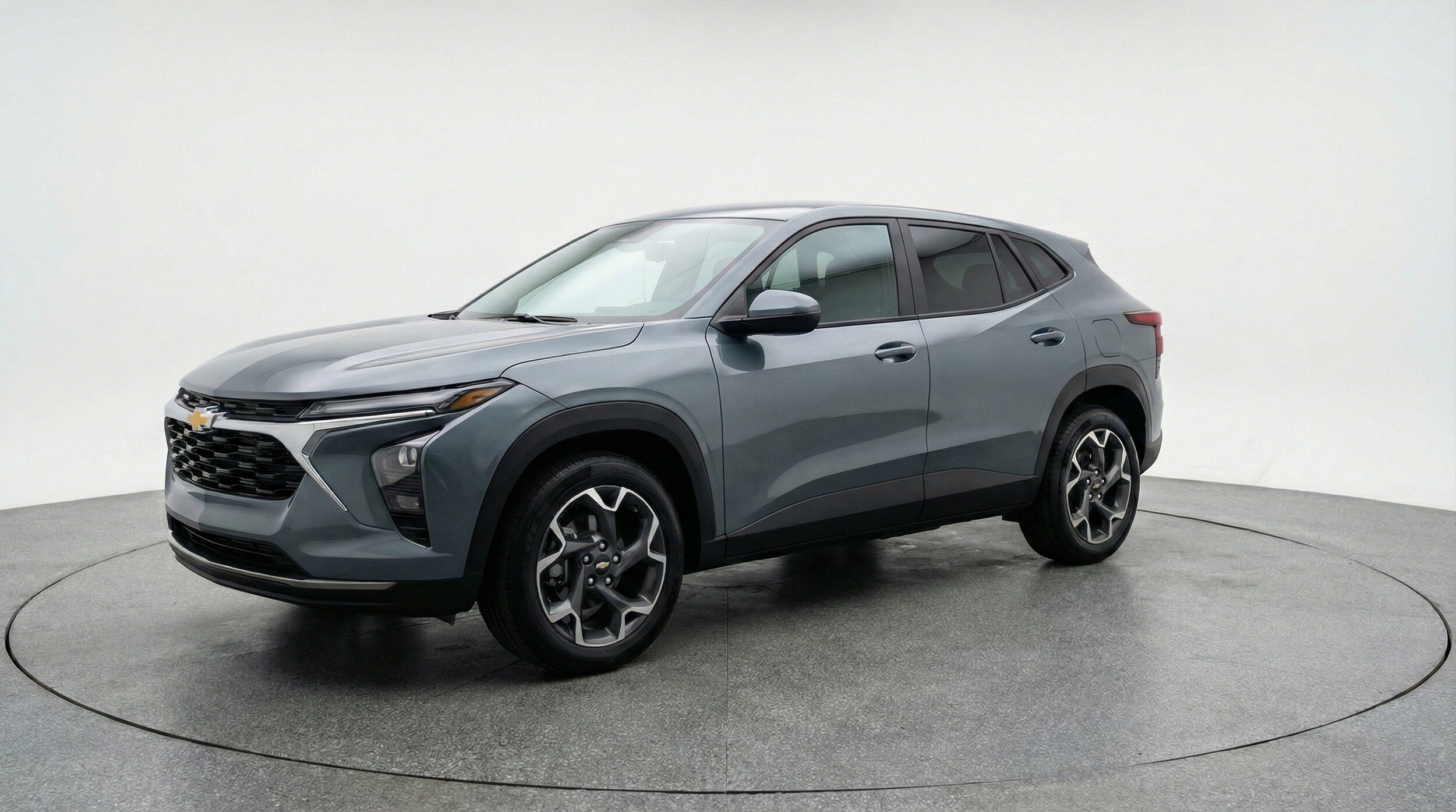 Thumbnail: 2025 Chevrolet Trax - 3