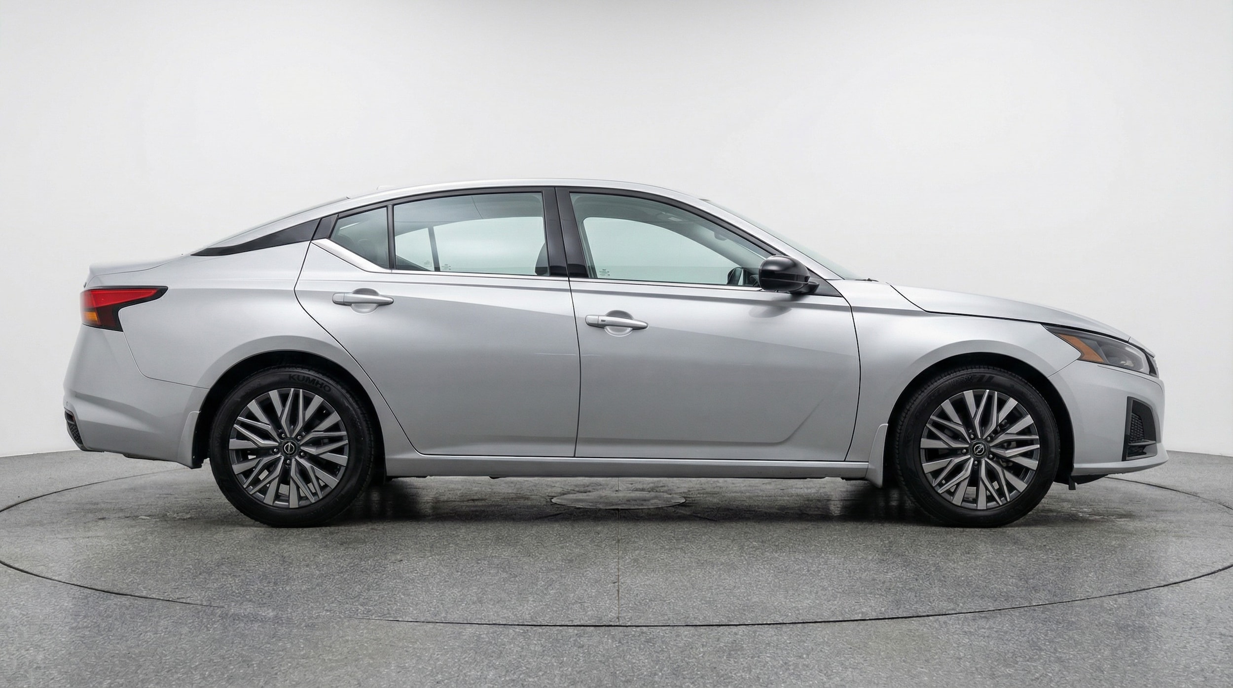 Thumbnail: 2025 Nissan Altima - 8