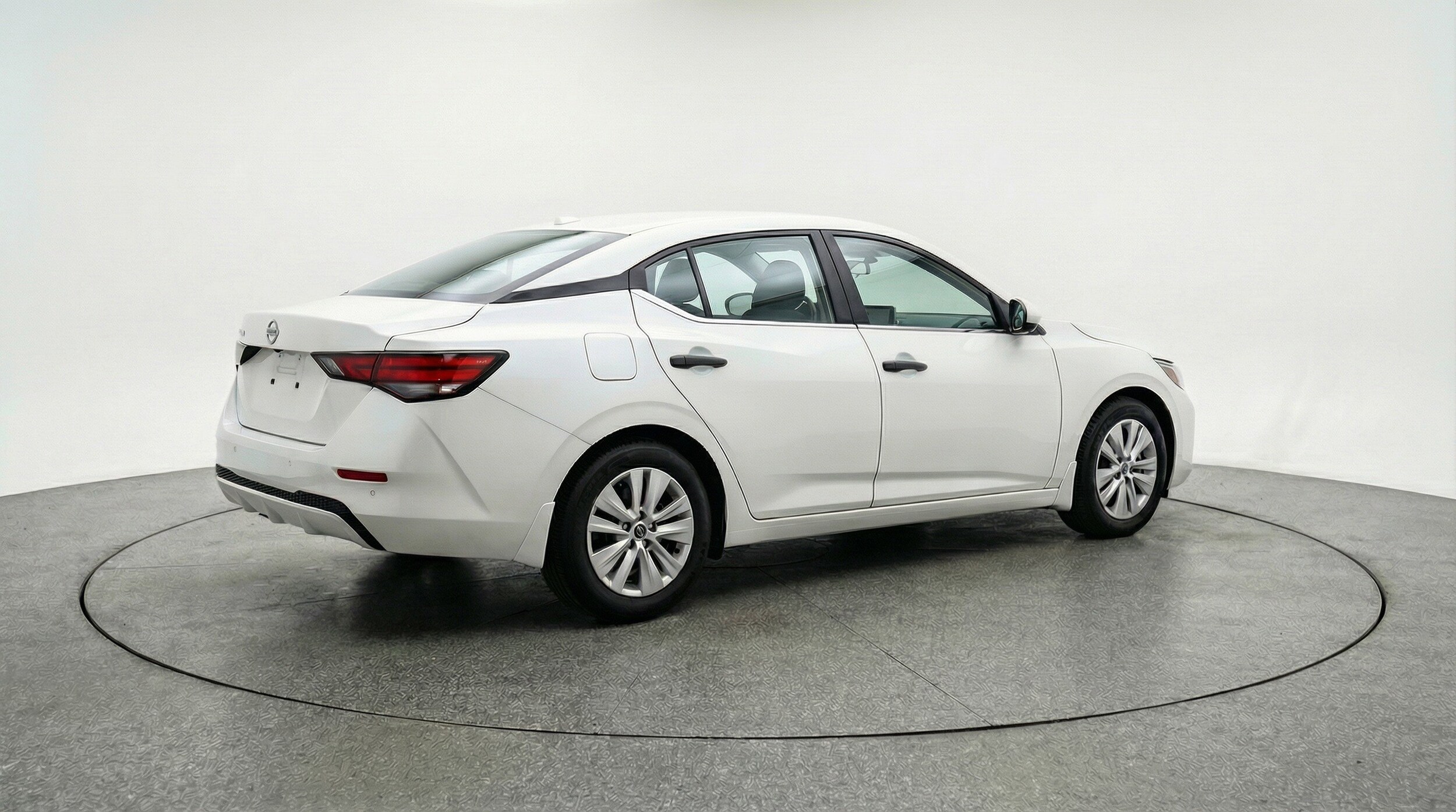 Thumbnail: 2025 Nissan Sentra - 9