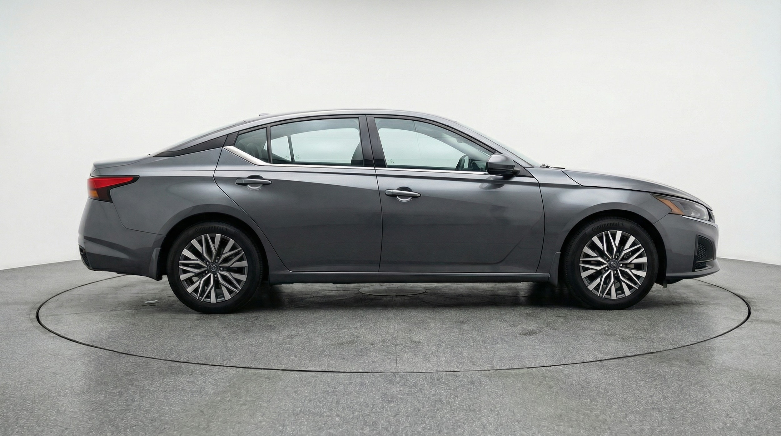 Thumbnail: 2025 Nissan Altima - 8