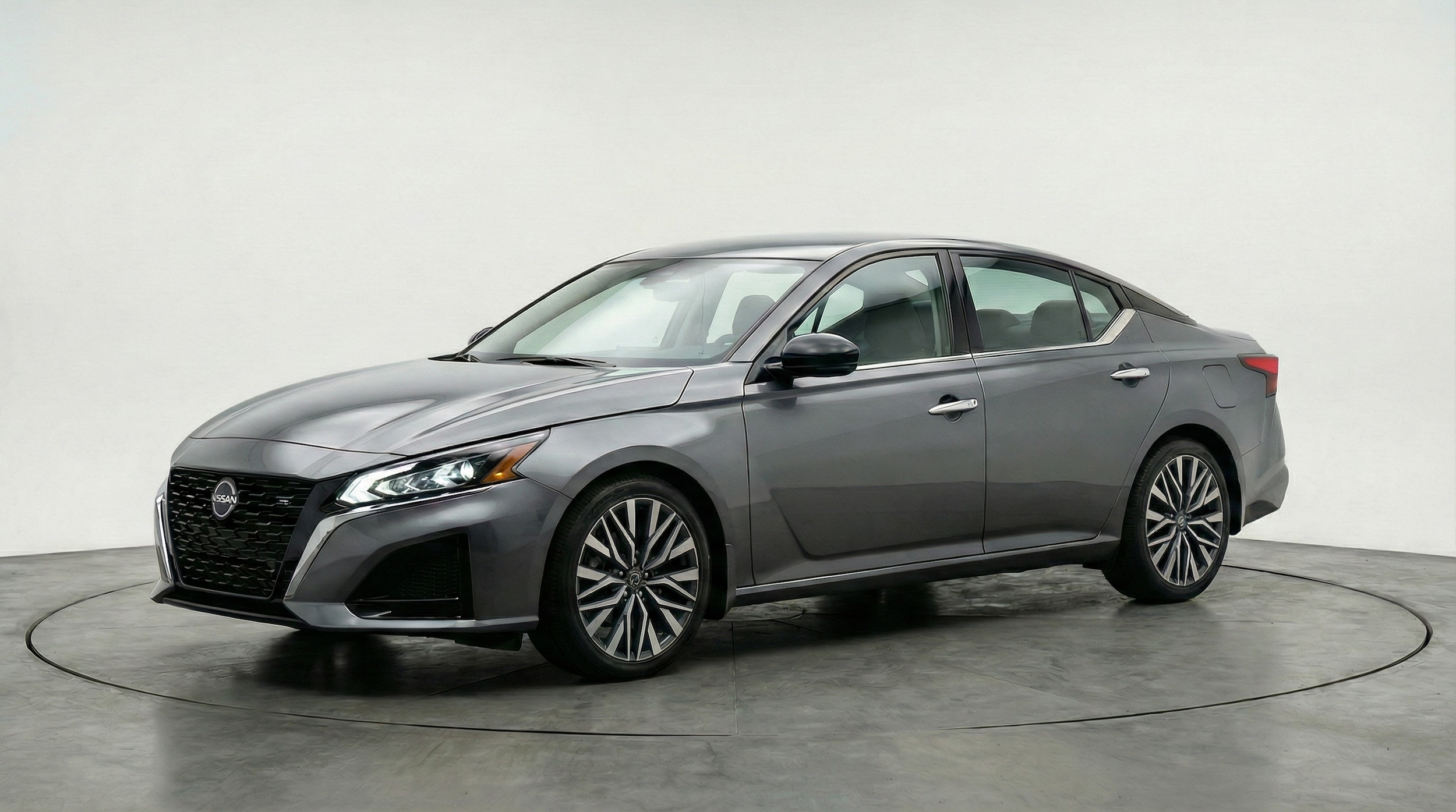 Thumbnail: 2025 Nissan Altima - 3