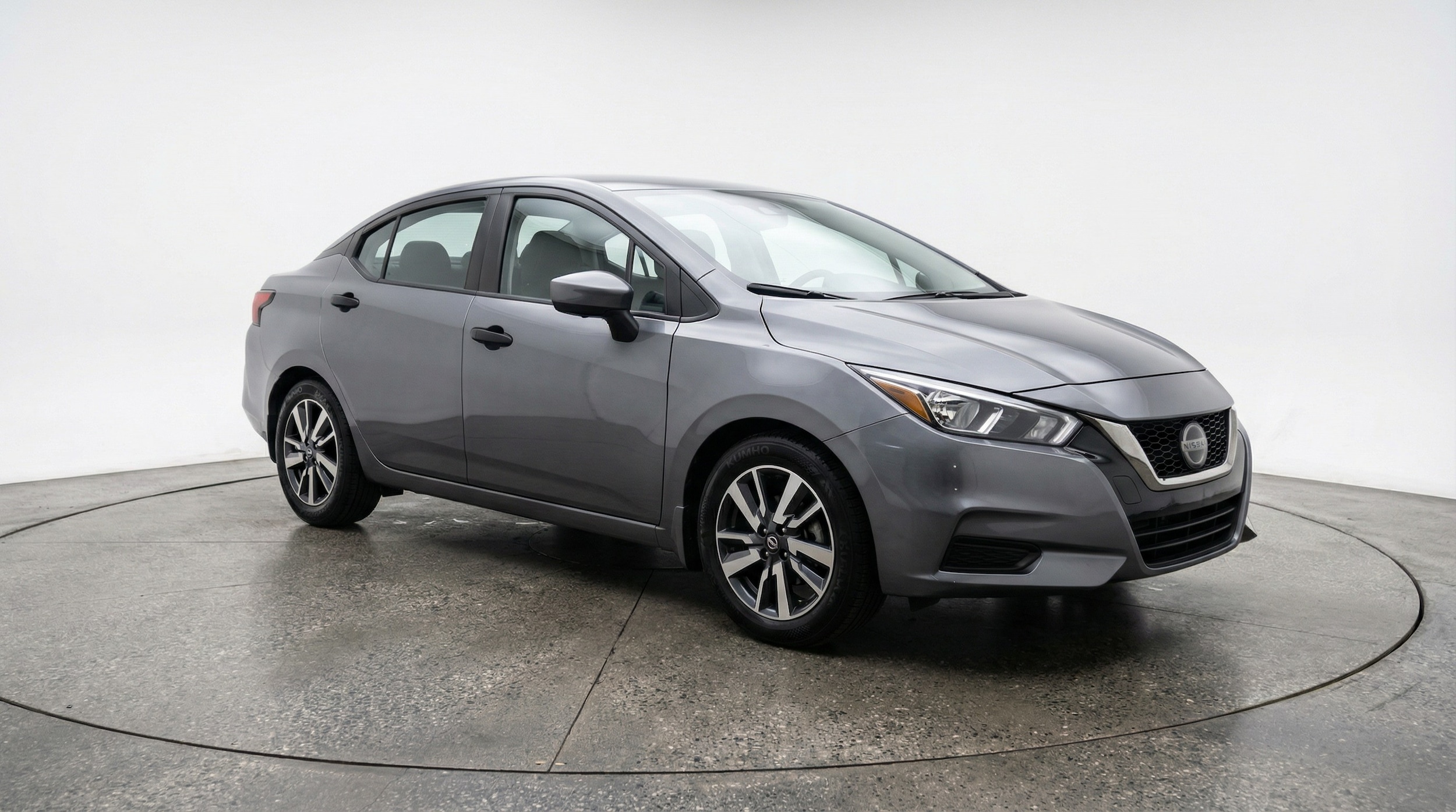 2025 Nissan Versa Sedan SV