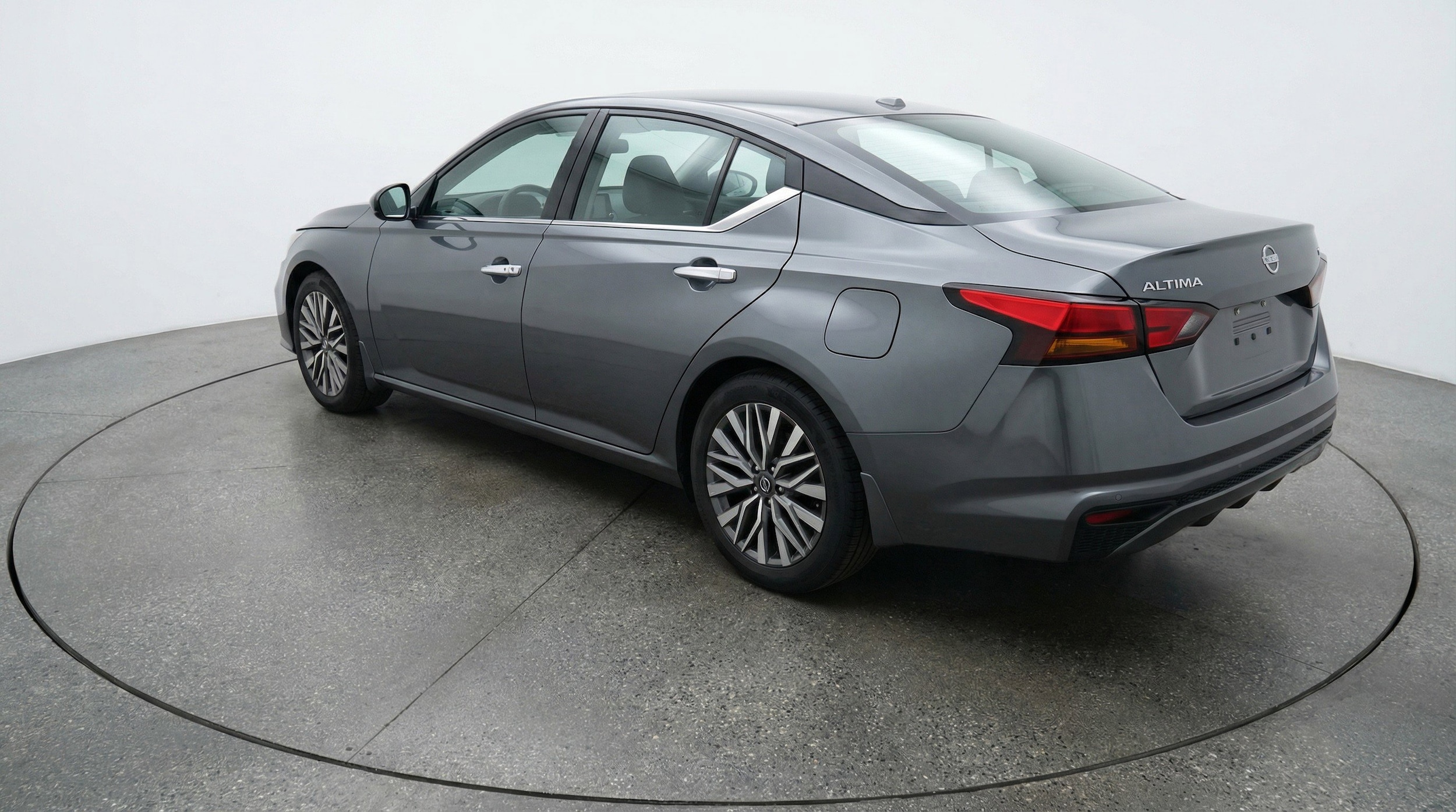 Thumbnail: 2025 Nissan Altima - 6