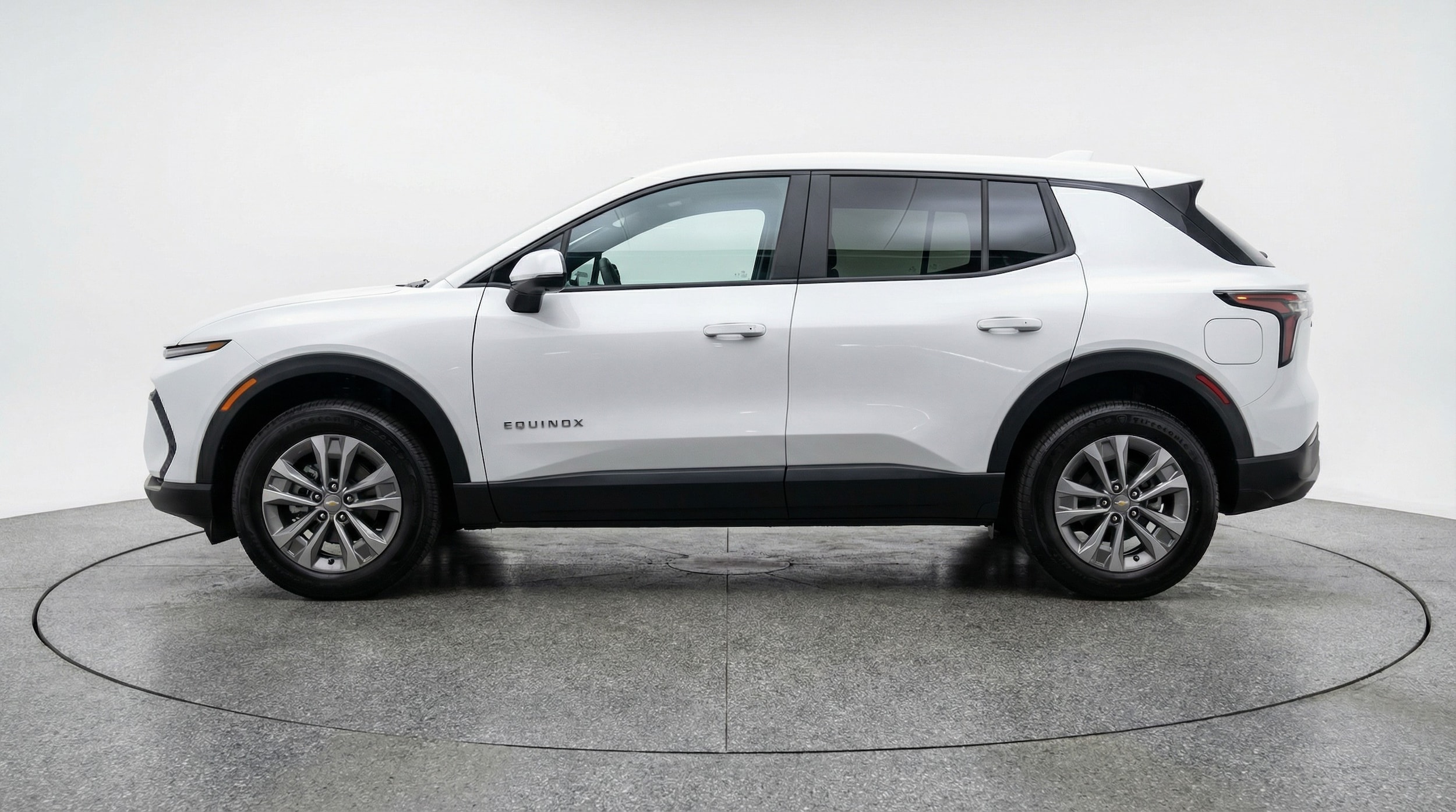 Thumbnail: 2025 Chevrolet Equinox - 4