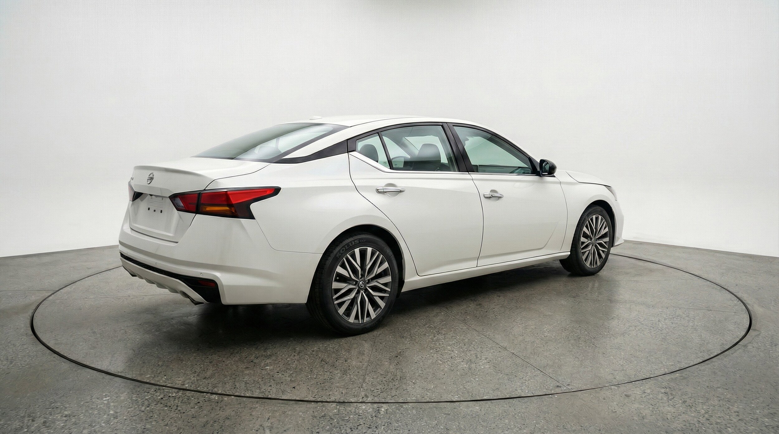 Thumbnail: 2025 Nissan Altima - 9