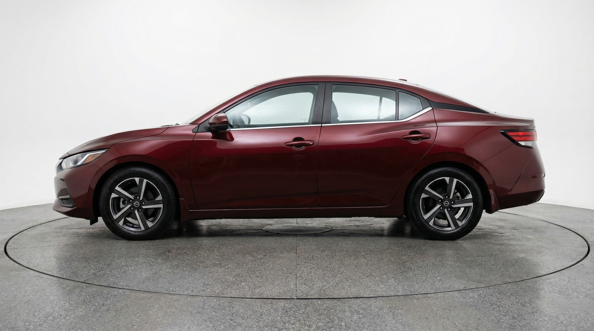 Thumbnail: 2025 Nissan Sentra - 4