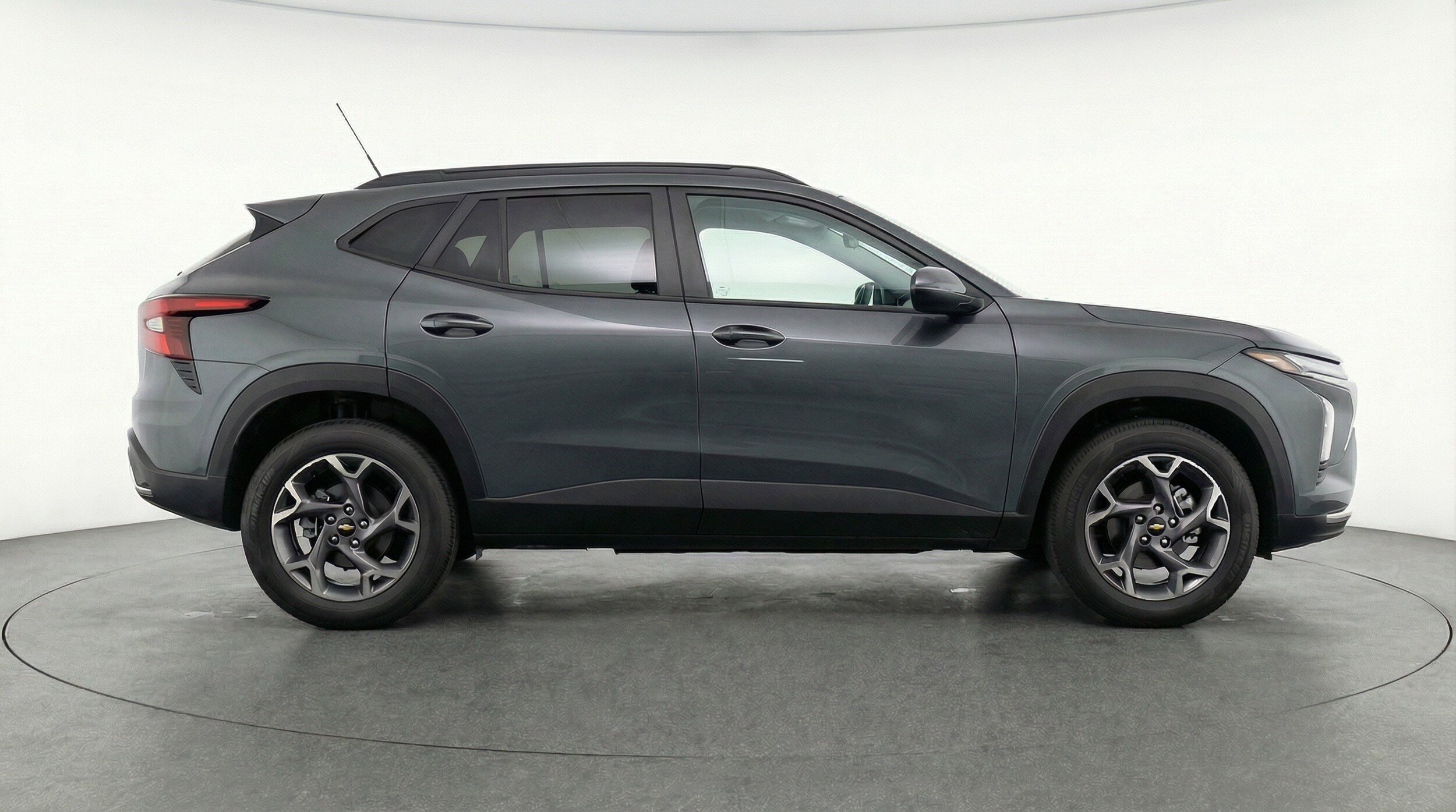 Thumbnail: 2025 Chevrolet Trax - 11