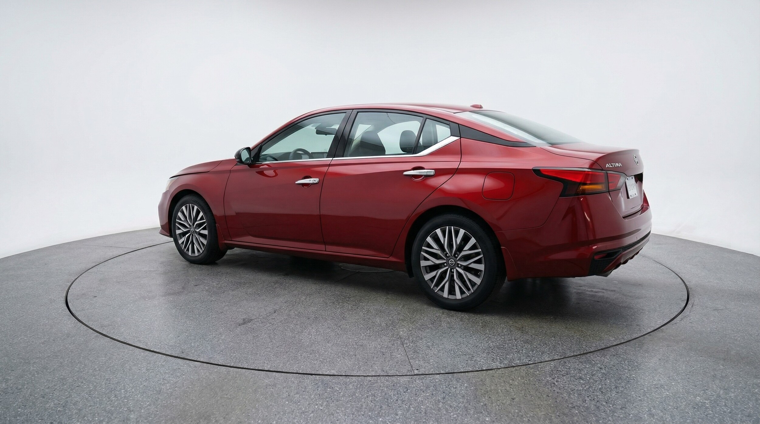 Thumbnail: 2025 Nissan Altima - 5