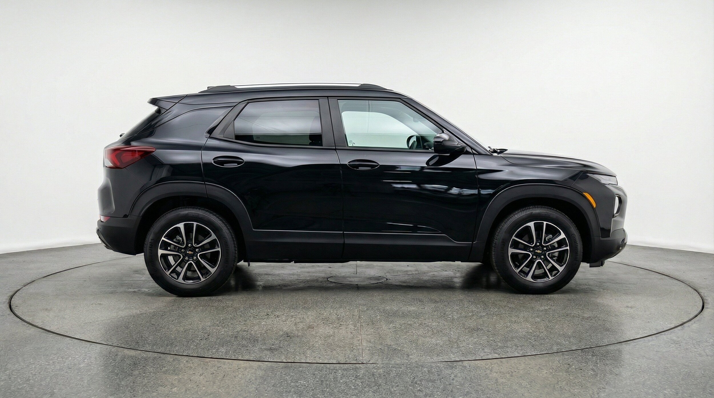 Thumbnail: 2025 Chevrolet TrailBlazer - 11