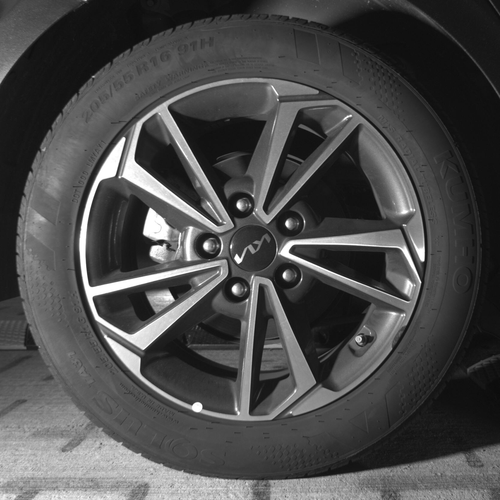 Thumbnail: 2024 Kia Forte - 12