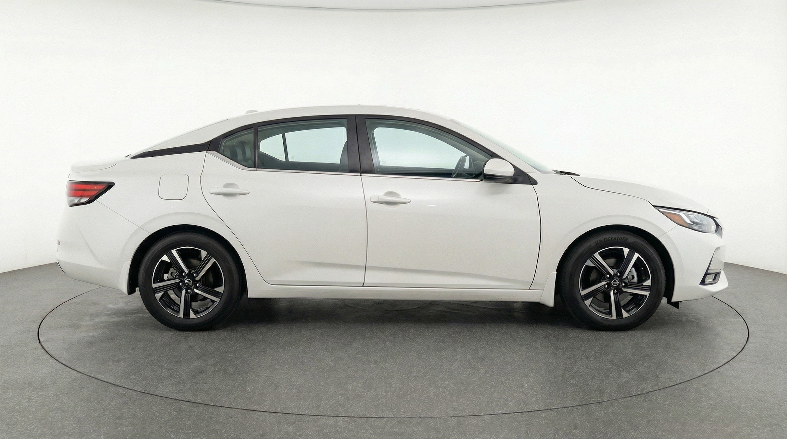 Thumbnail: 2025 Nissan Sentra - 11