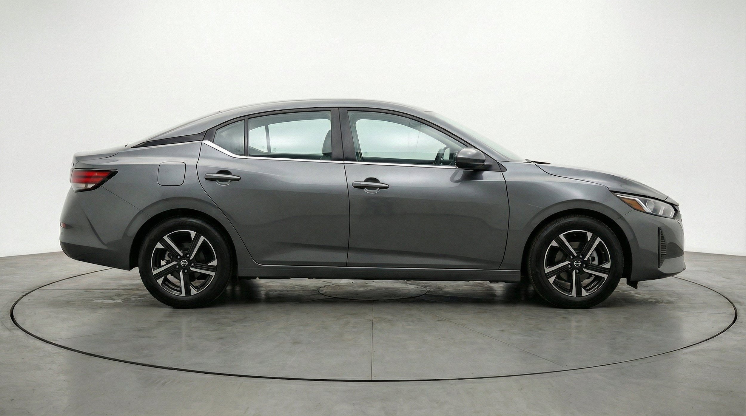 Thumbnail: 2025 Nissan Sentra - 9