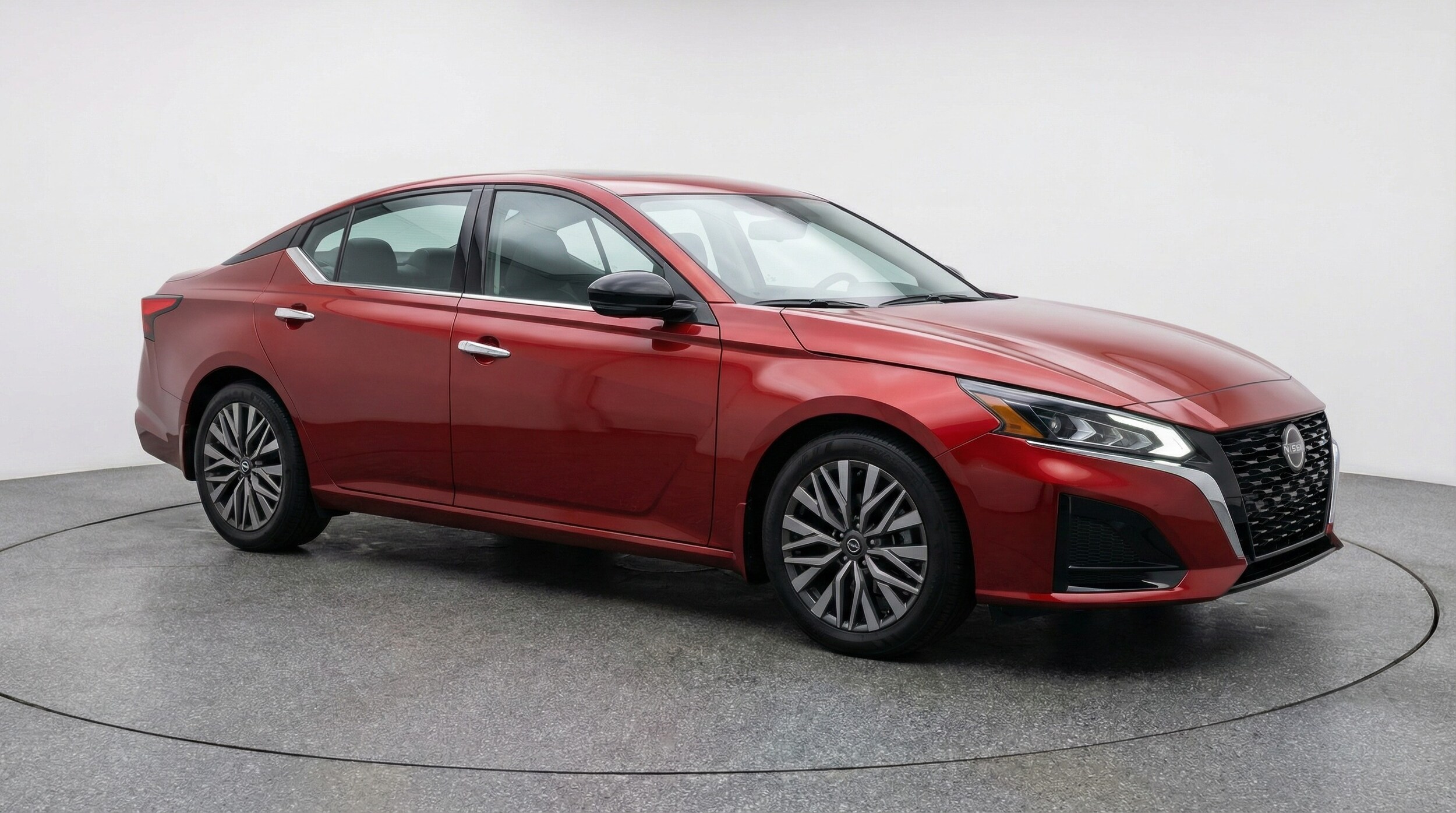 Thumbnail: 2025 Nissan Altima - 1