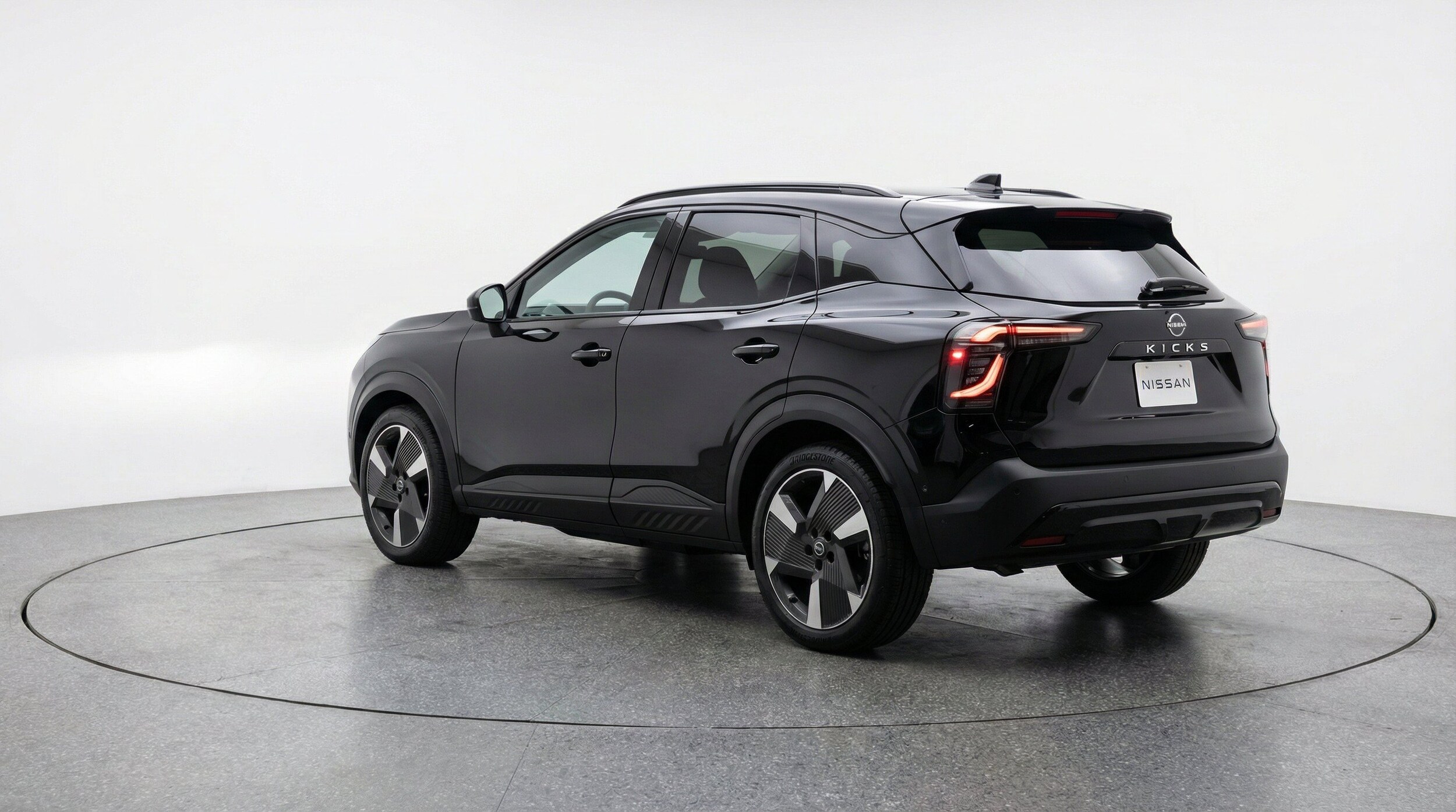 Thumbnail: 2026 Nissan Kicks - 6
