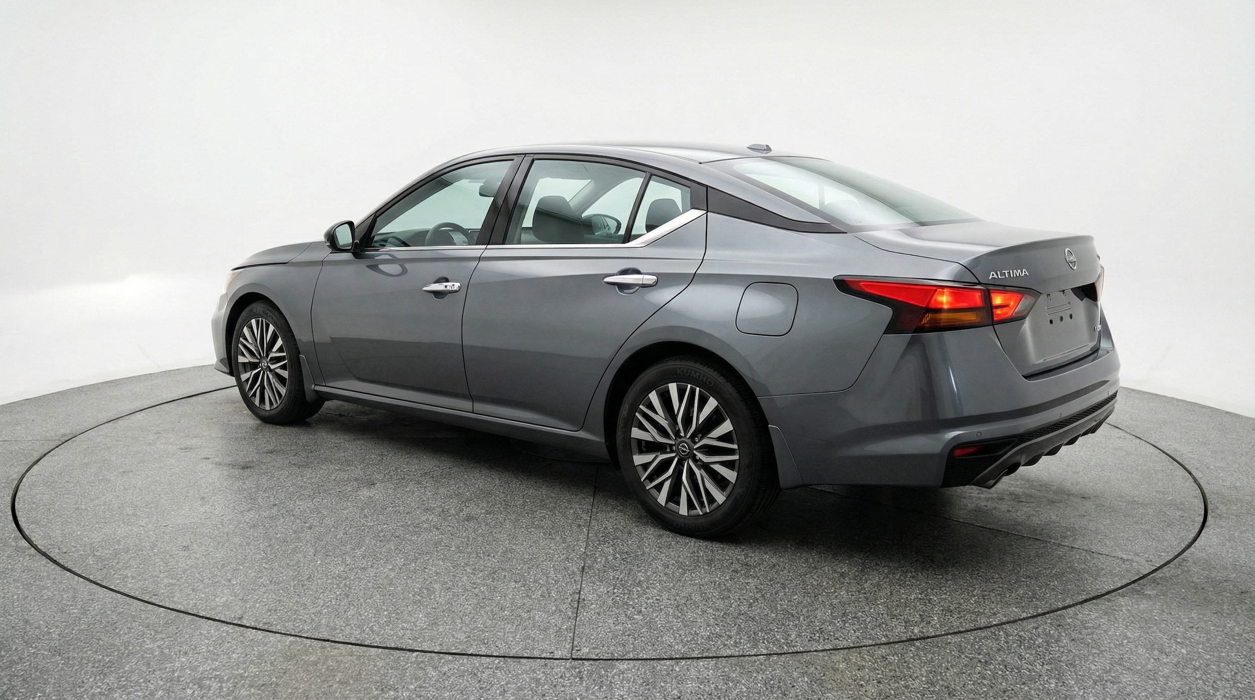 Thumbnail: 2025 Nissan Altima - 5