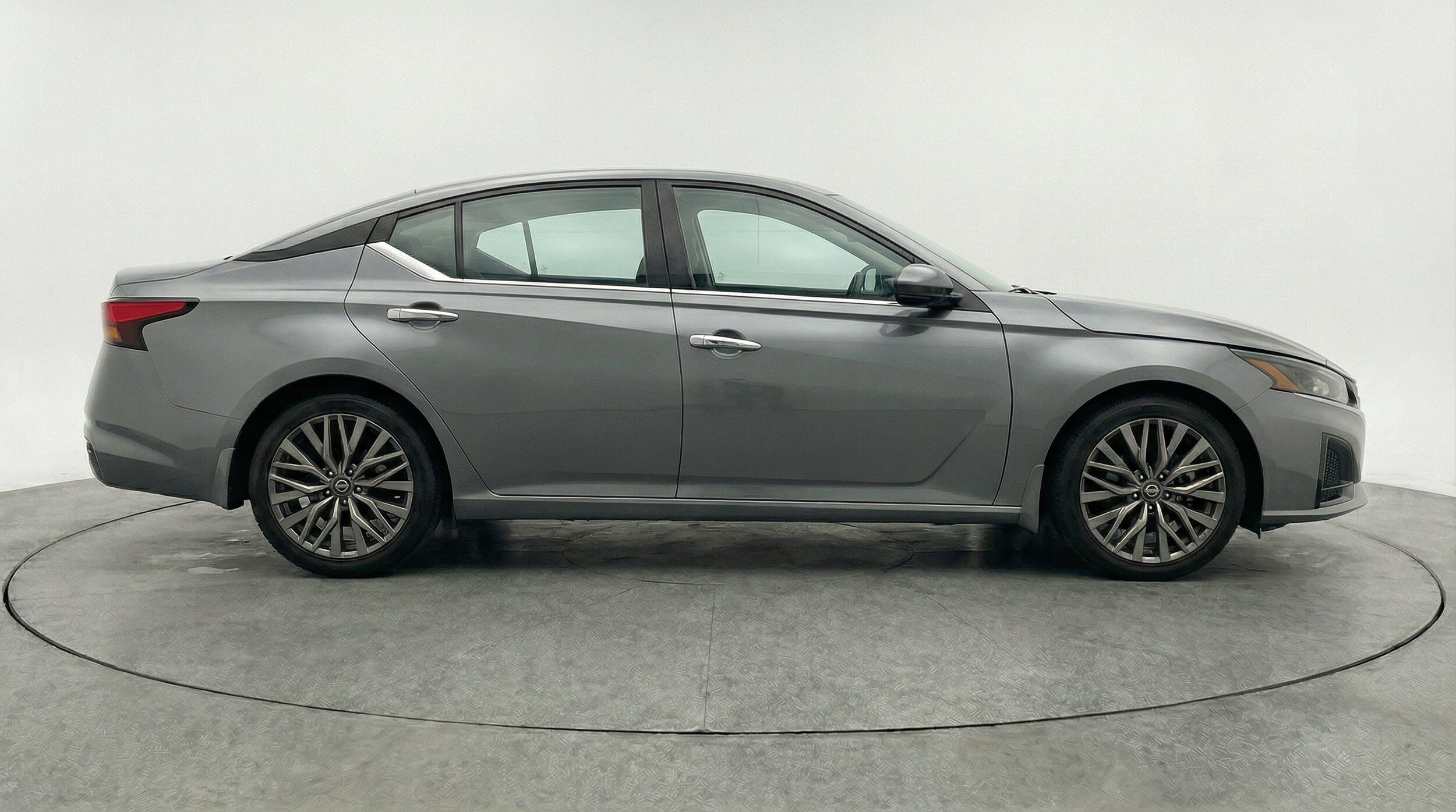 Thumbnail: 2025 Nissan Altima - 11