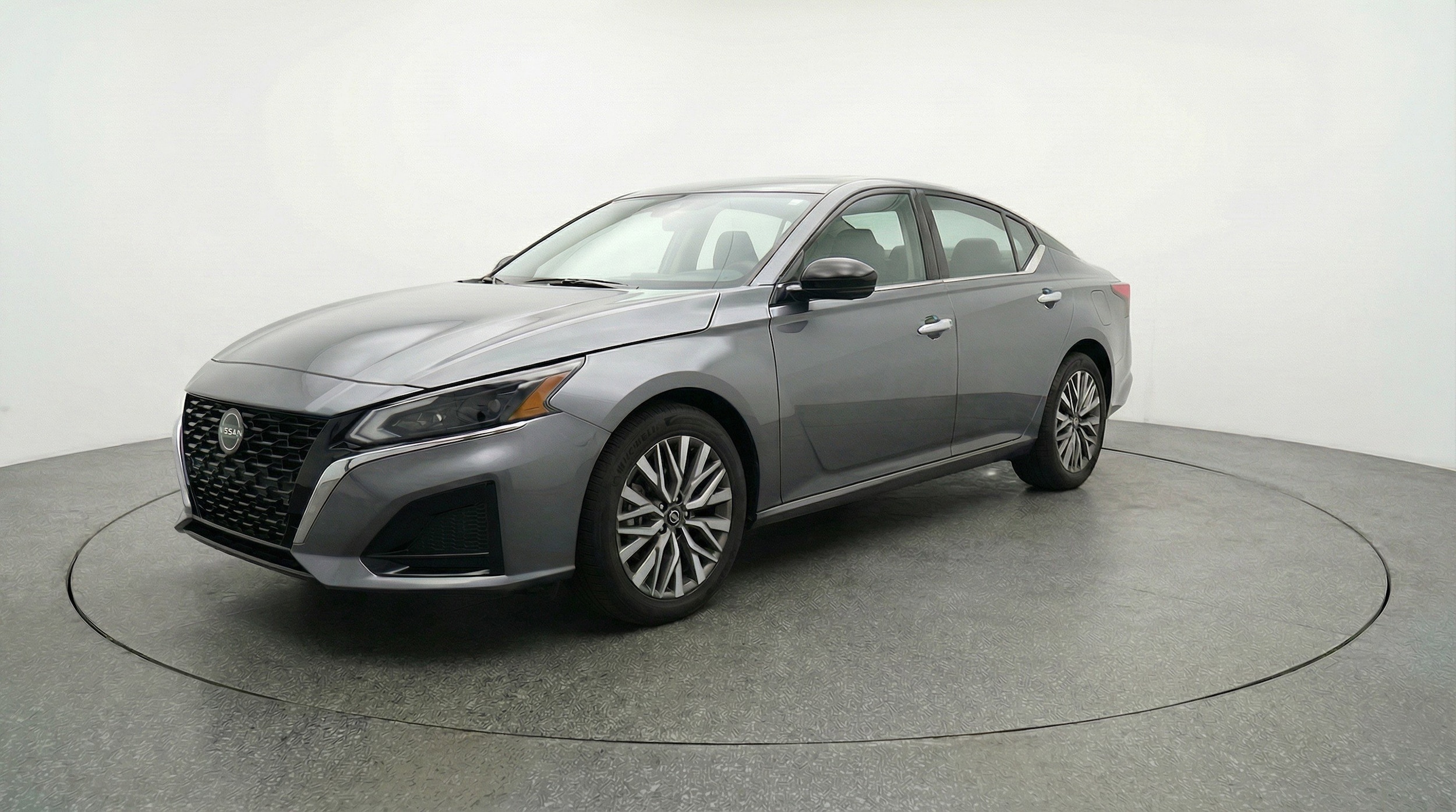 Thumbnail: 2025 Nissan Altima - 3