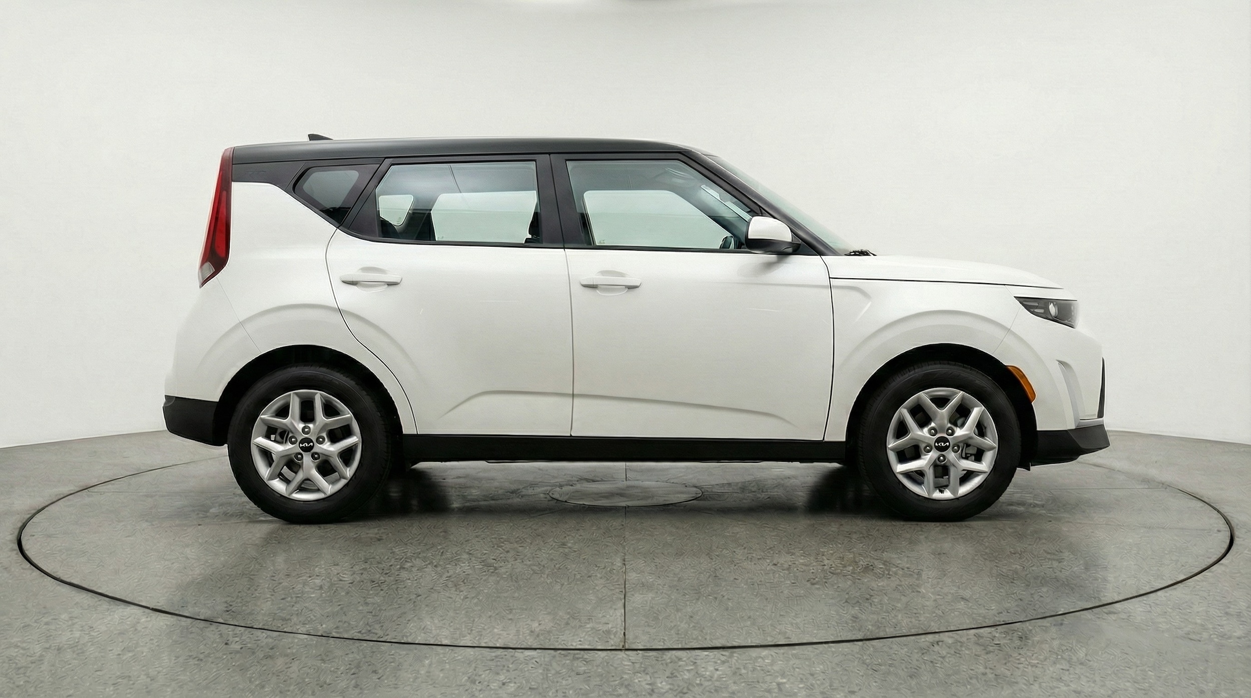 Thumbnail: 2025 Kia Soul - 8