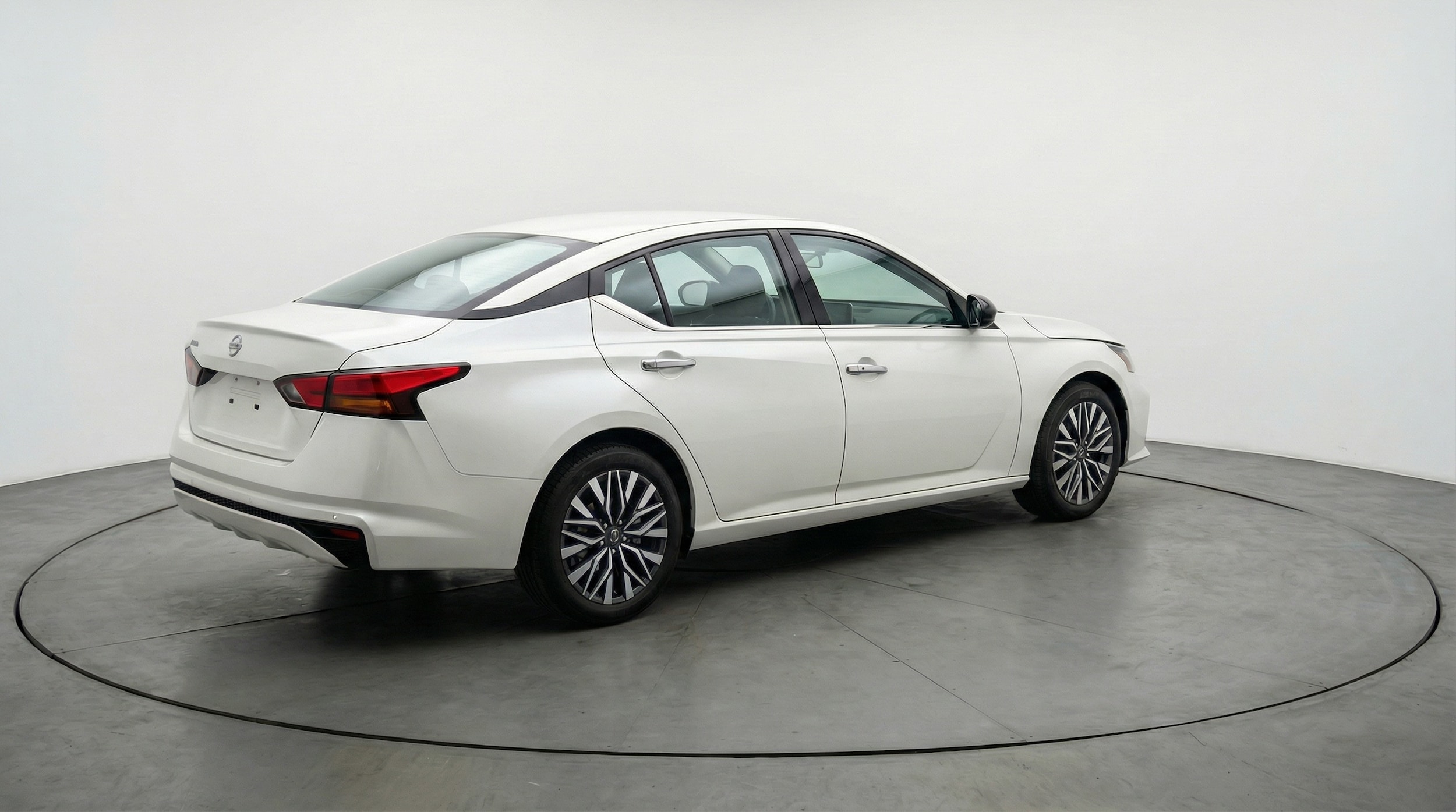 Thumbnail: 2025 Nissan Altima - 7